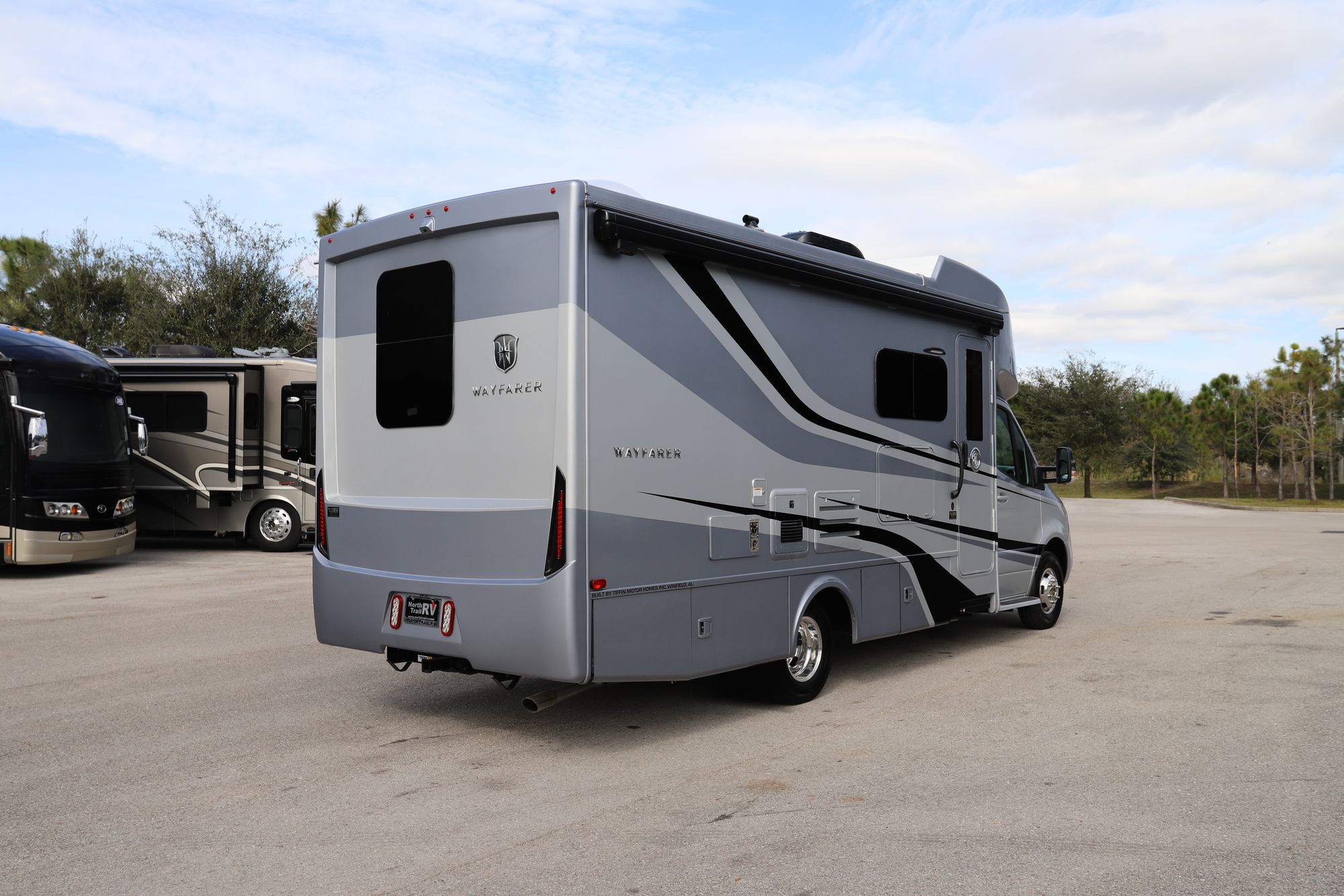 New 2021 Tiffin Motor Homes Wayfarer 25RW Class C  For Sale