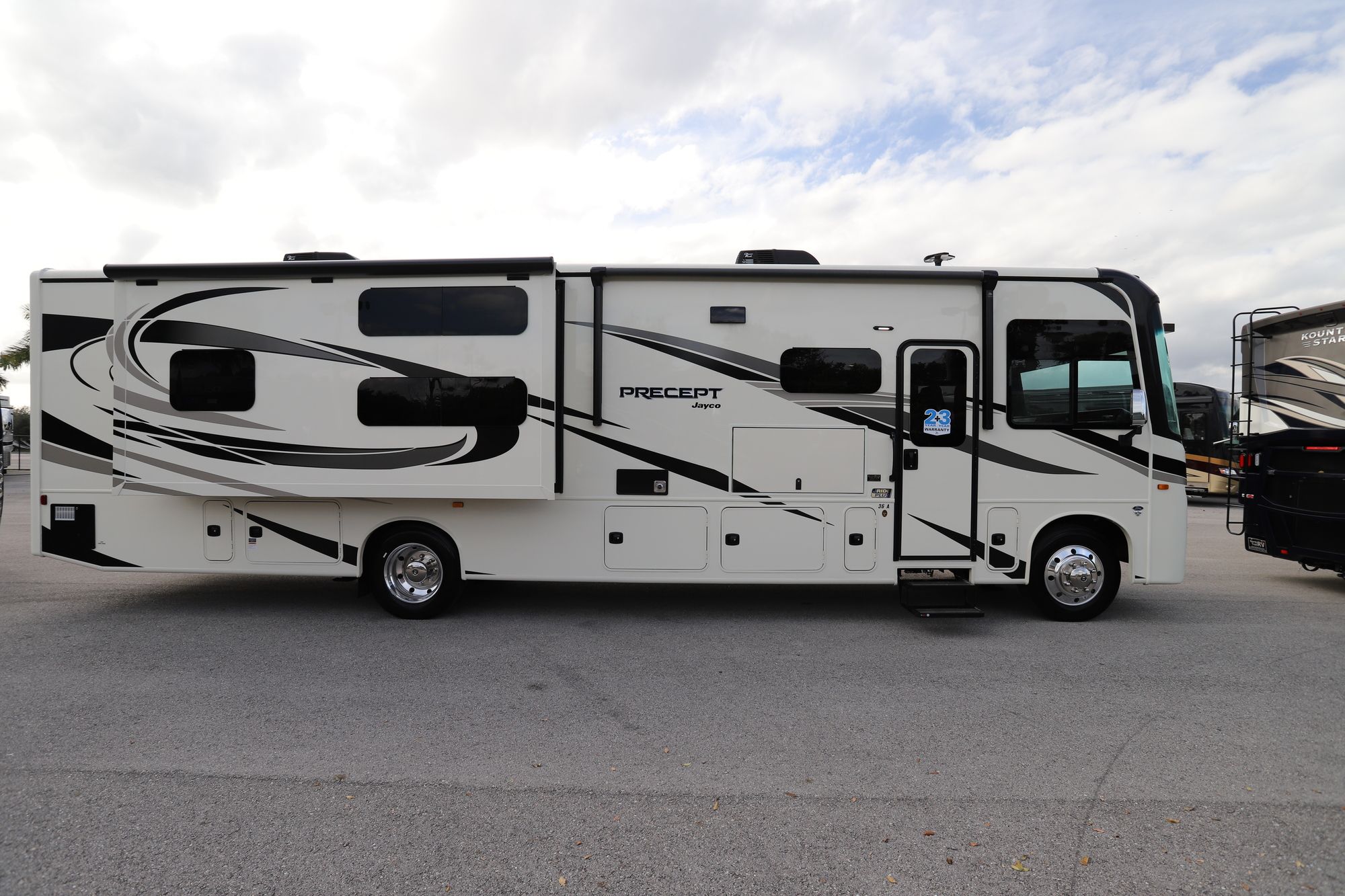 New 2021 Jayco Precept 36A Class A  For Sale