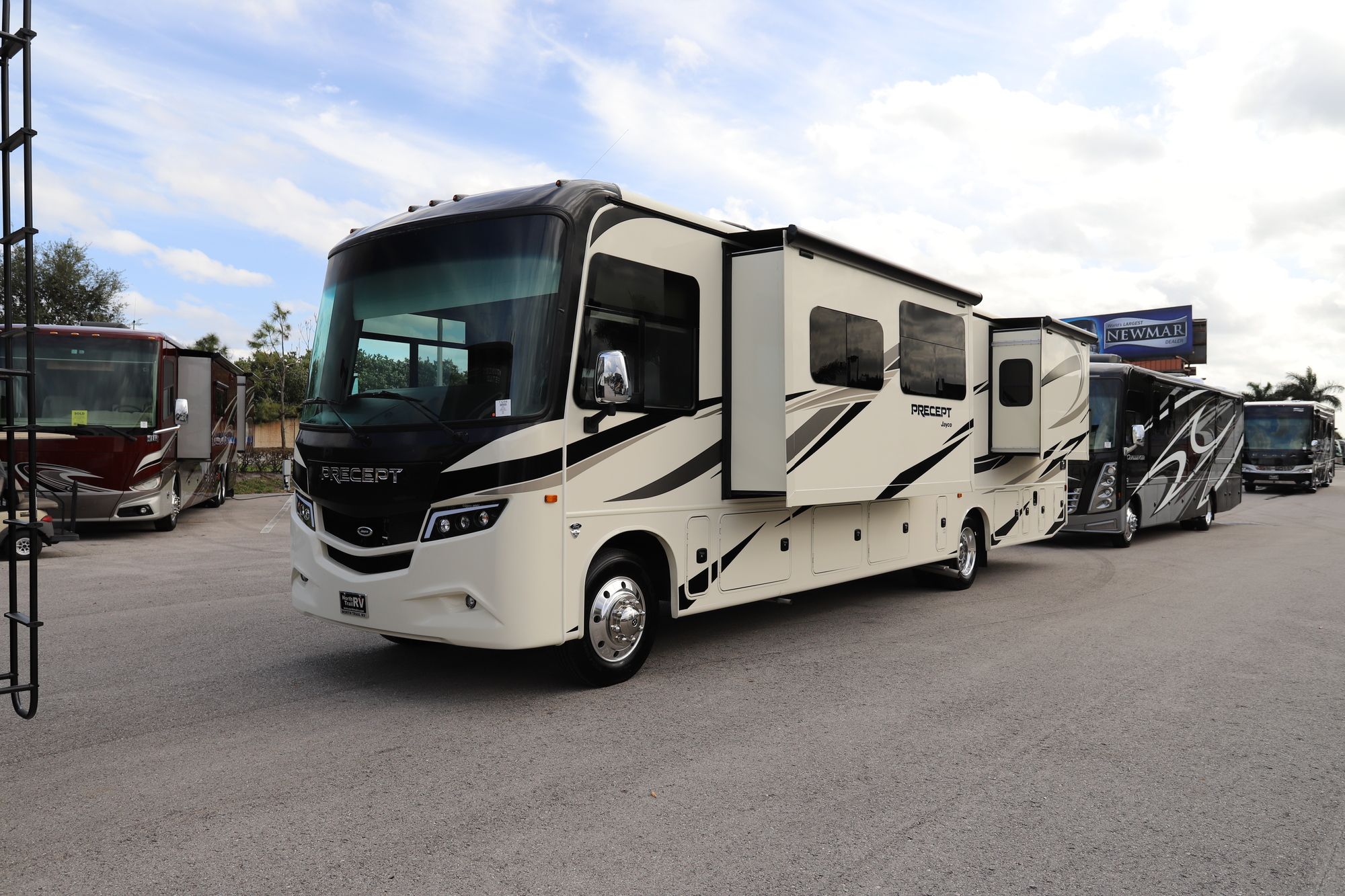 New 2021 Jayco Precept 36A Class A  For Sale