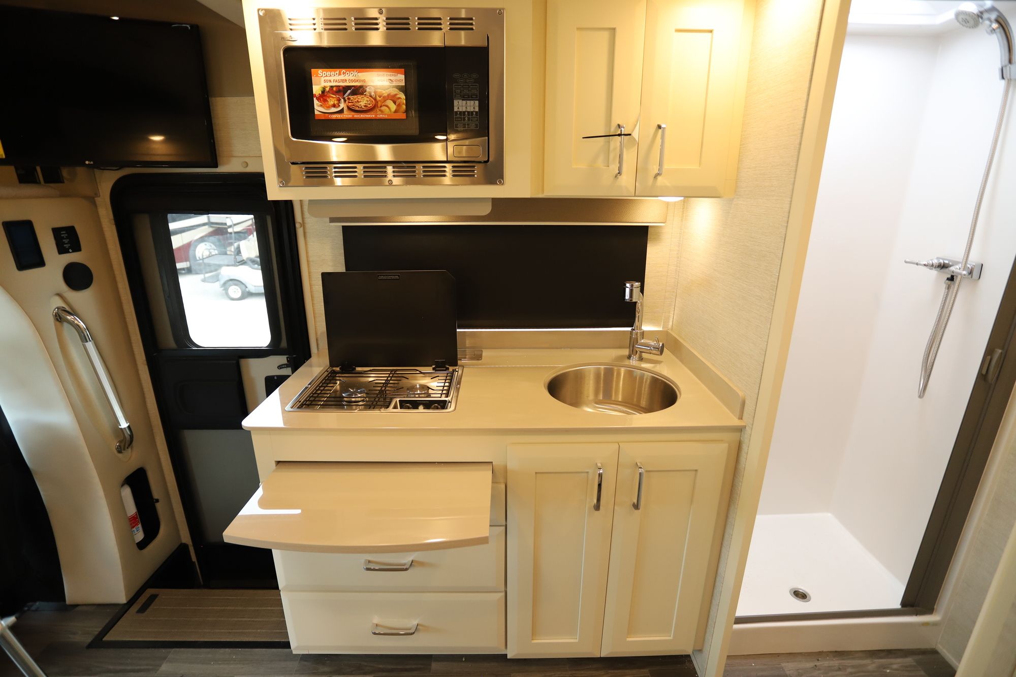 New 2021 Tiffin Motor Homes Wayfarer 25LW Class C  For Sale