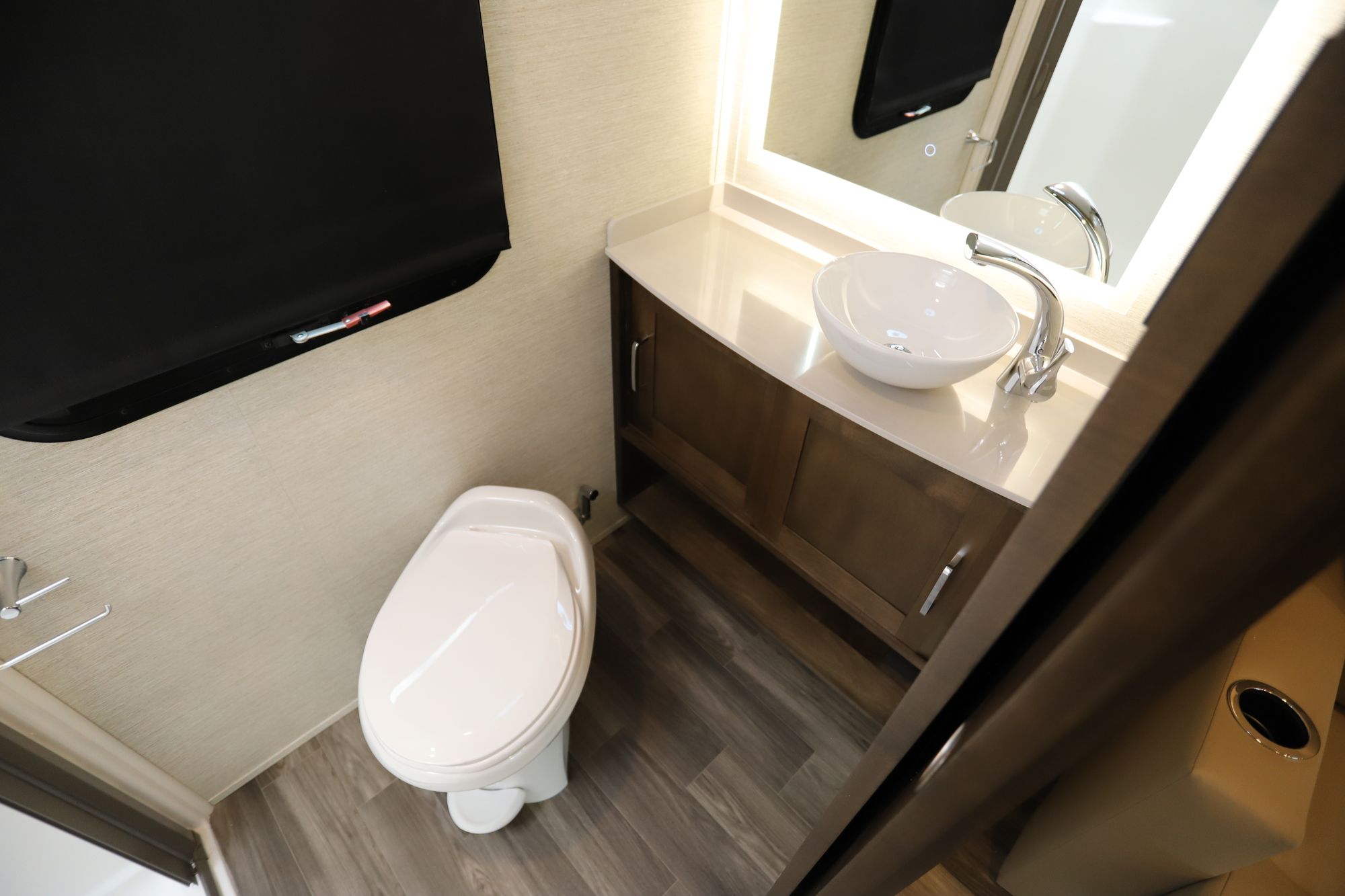 New 2021 Tiffin Motor Homes Wayfarer 25RW Class C  For Sale
