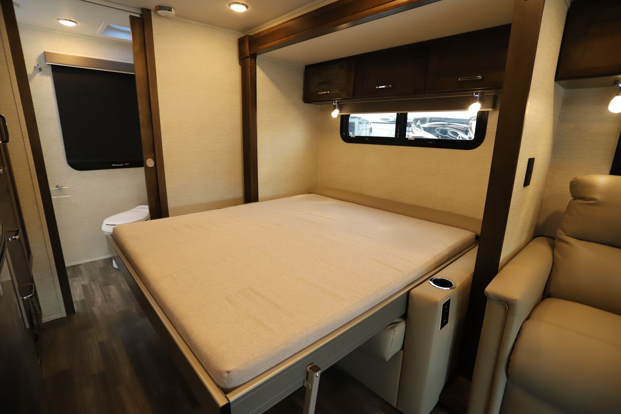 New 2021 Tiffin Motor Homes Wayfarer 25RW Class C  For Sale