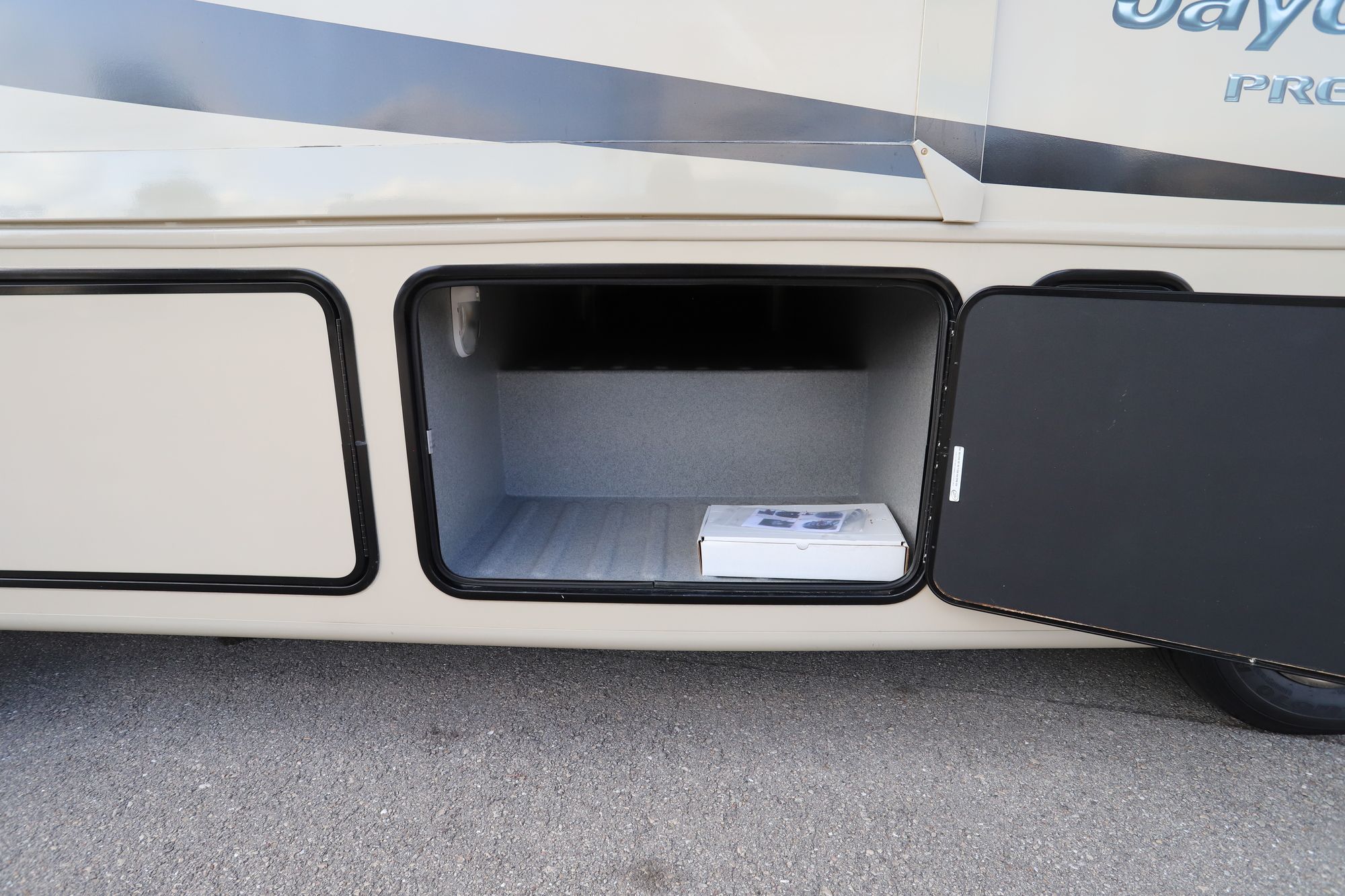 Used 2014 Jayco Precept 31UL Class A  For Sale