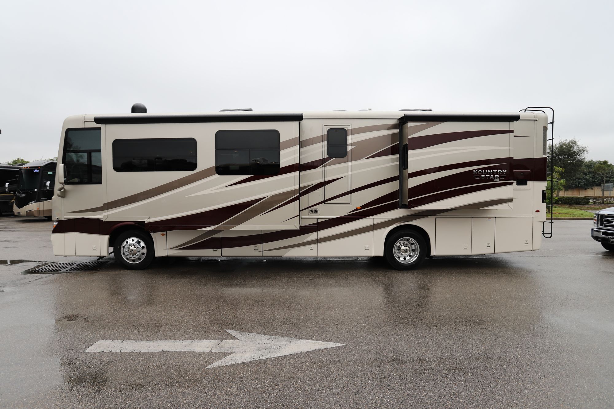 New 2021 Newmar Kountry Star 3717 Class A  For Sale