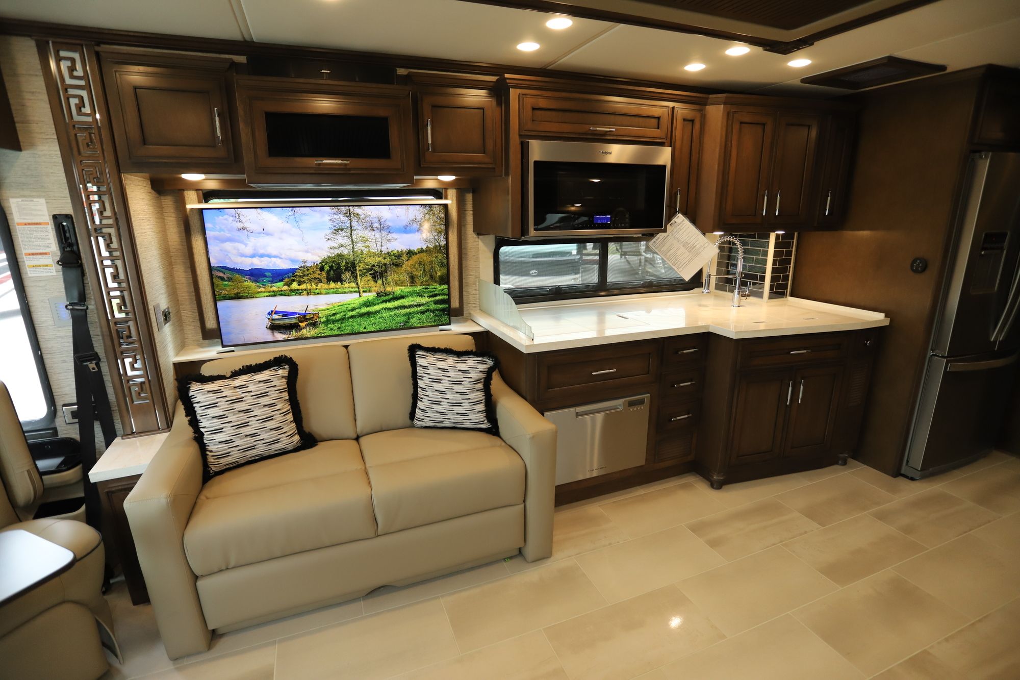 New 2021 Newmar Ventana 4326 Class A  For Sale