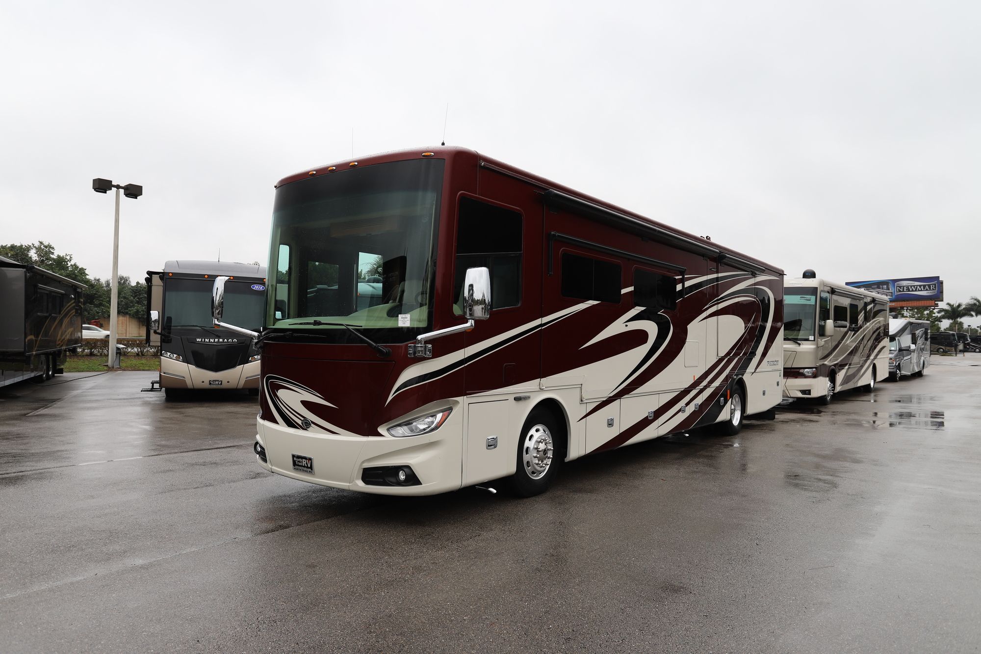 Used 2015 Tiffin Motor Homes Phaeton 40QBH Class A  For Sale