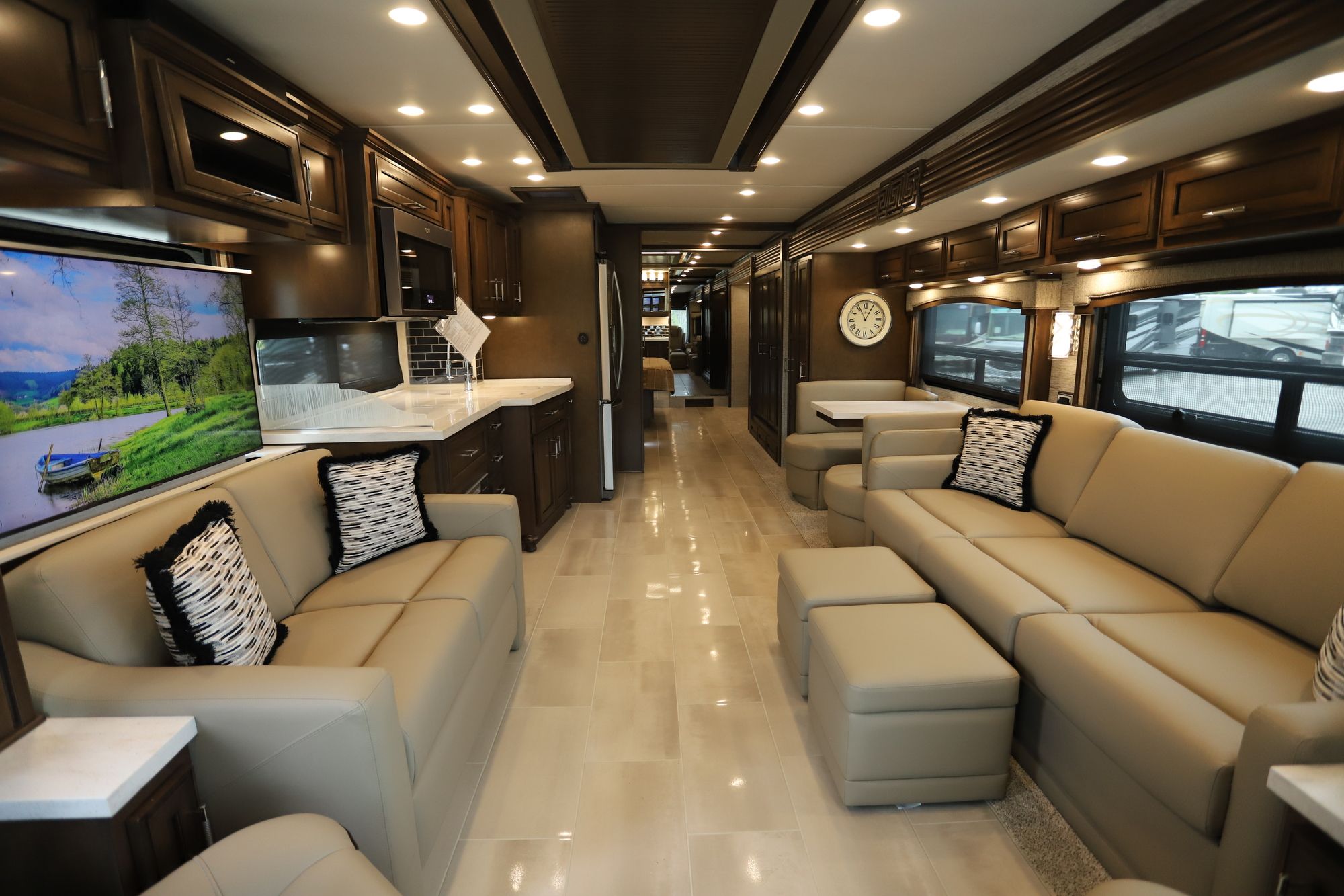 New 2021 Newmar Ventana 4326 Class A  For Sale