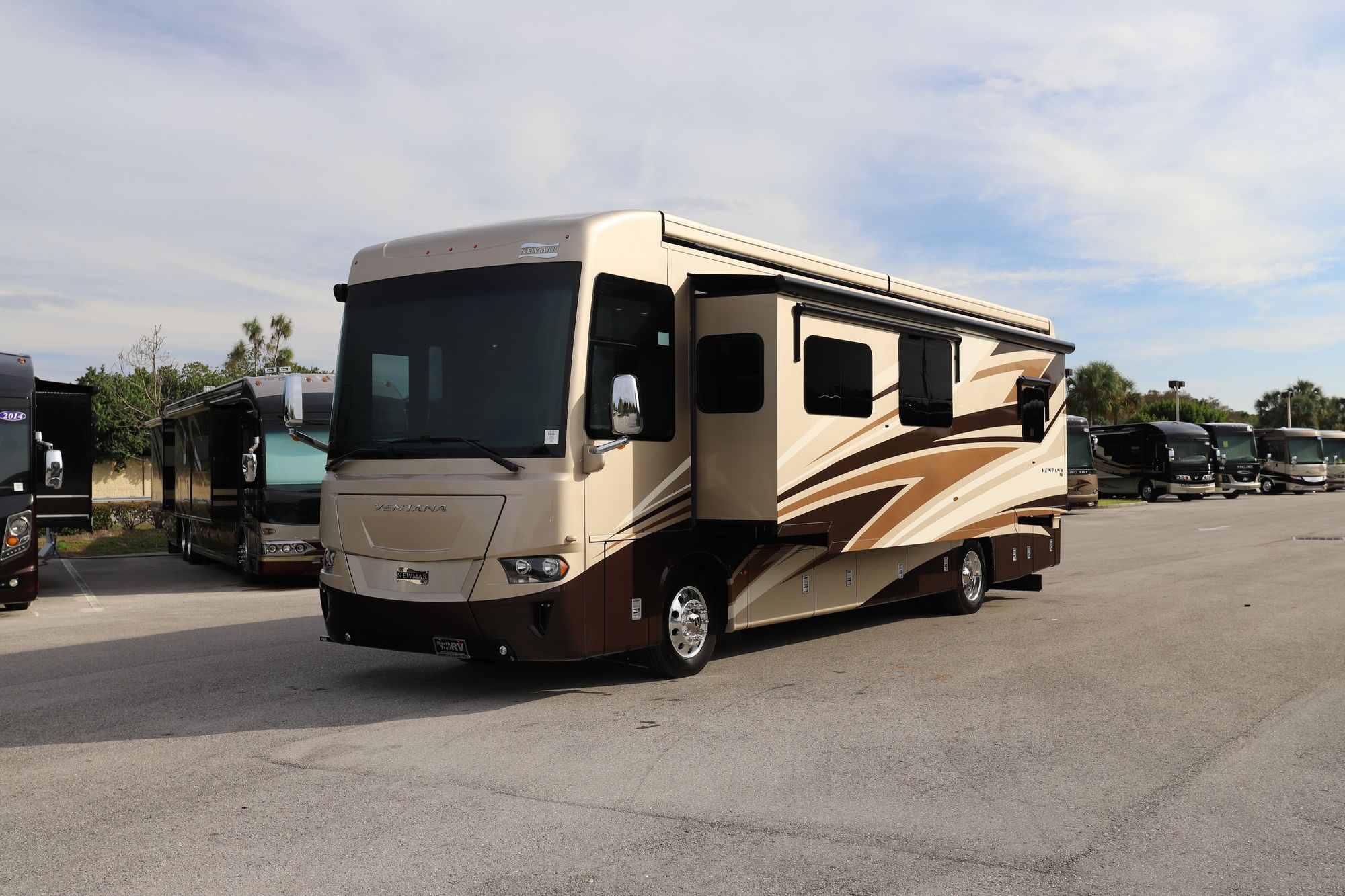 Used 2020 Newmar Ventana 3709 Class A  For Sale