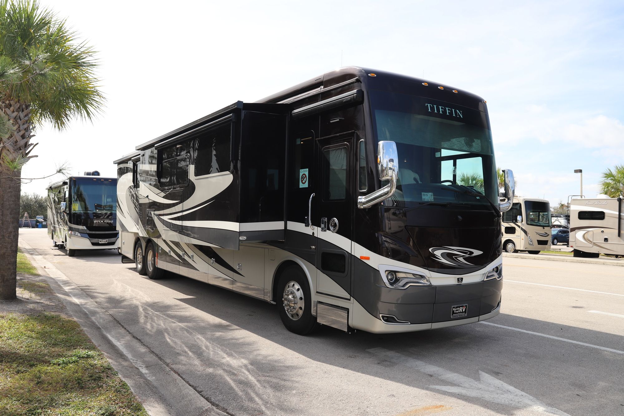 New 2021 Tiffin Motor Homes Allegro Bus 45OPP Class A  For Sale