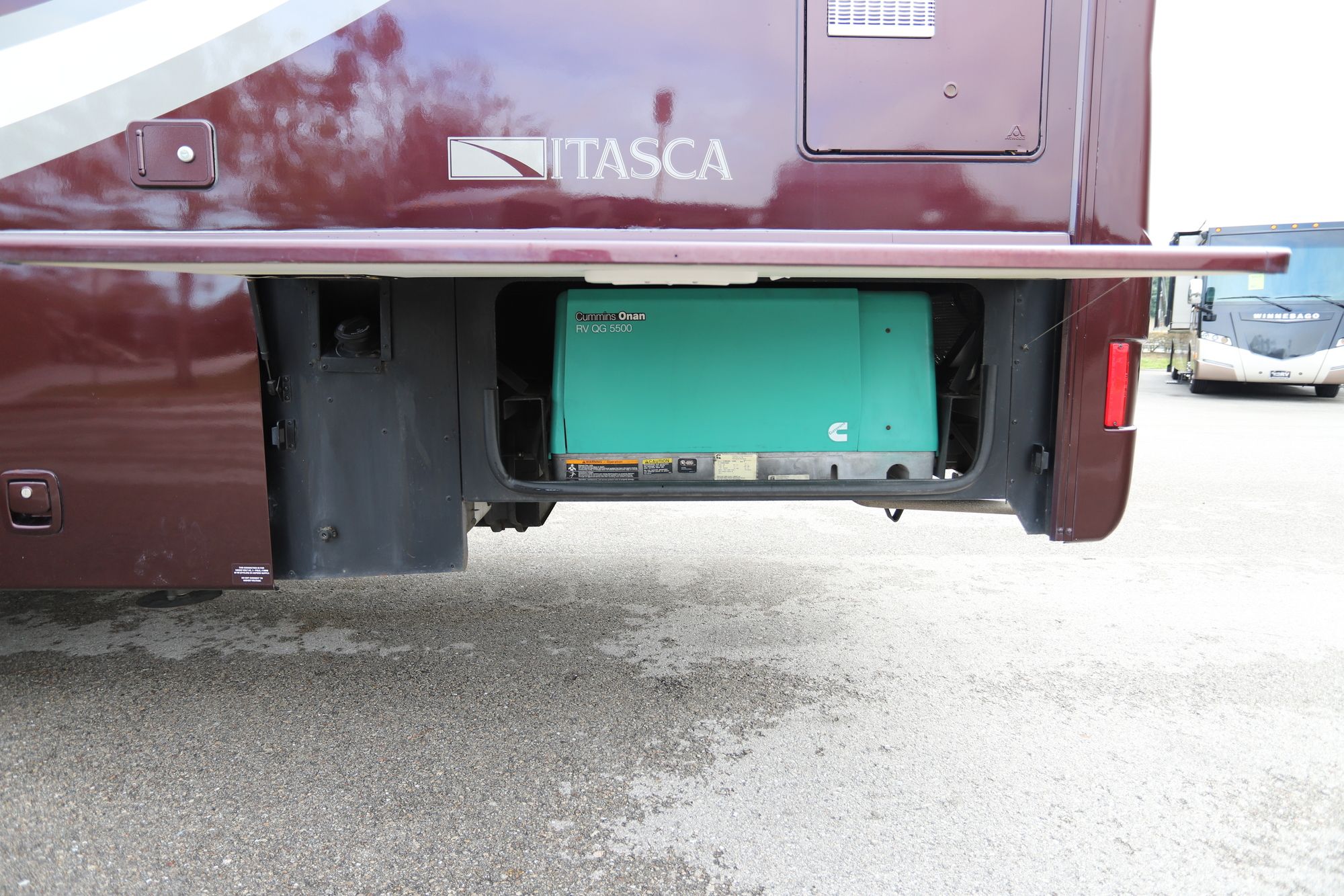 Used 2013 Itasca Sunova 33C Class A  For Sale