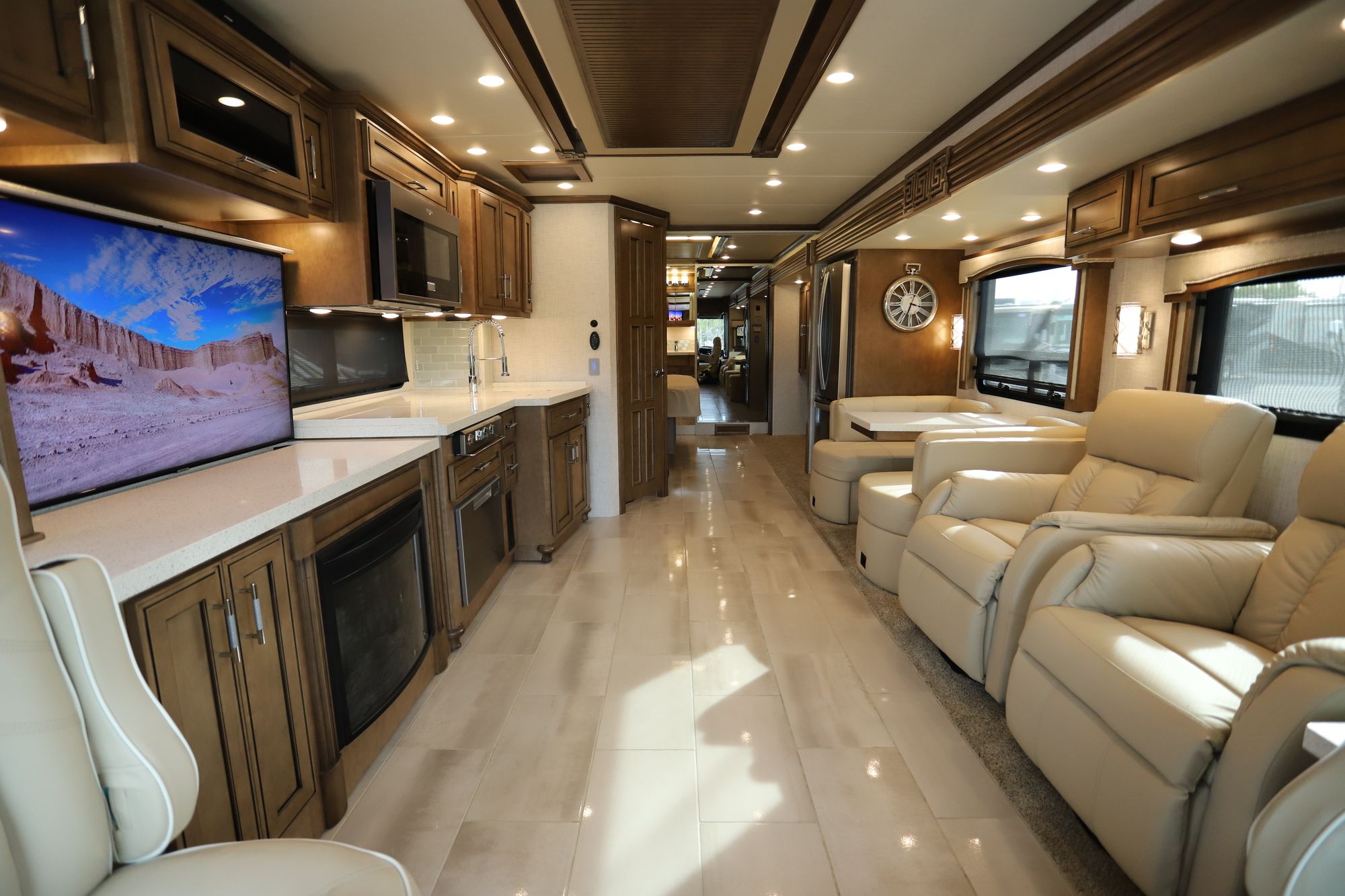 Used 2020 Newmar Ventana 3709 Class A  For Sale