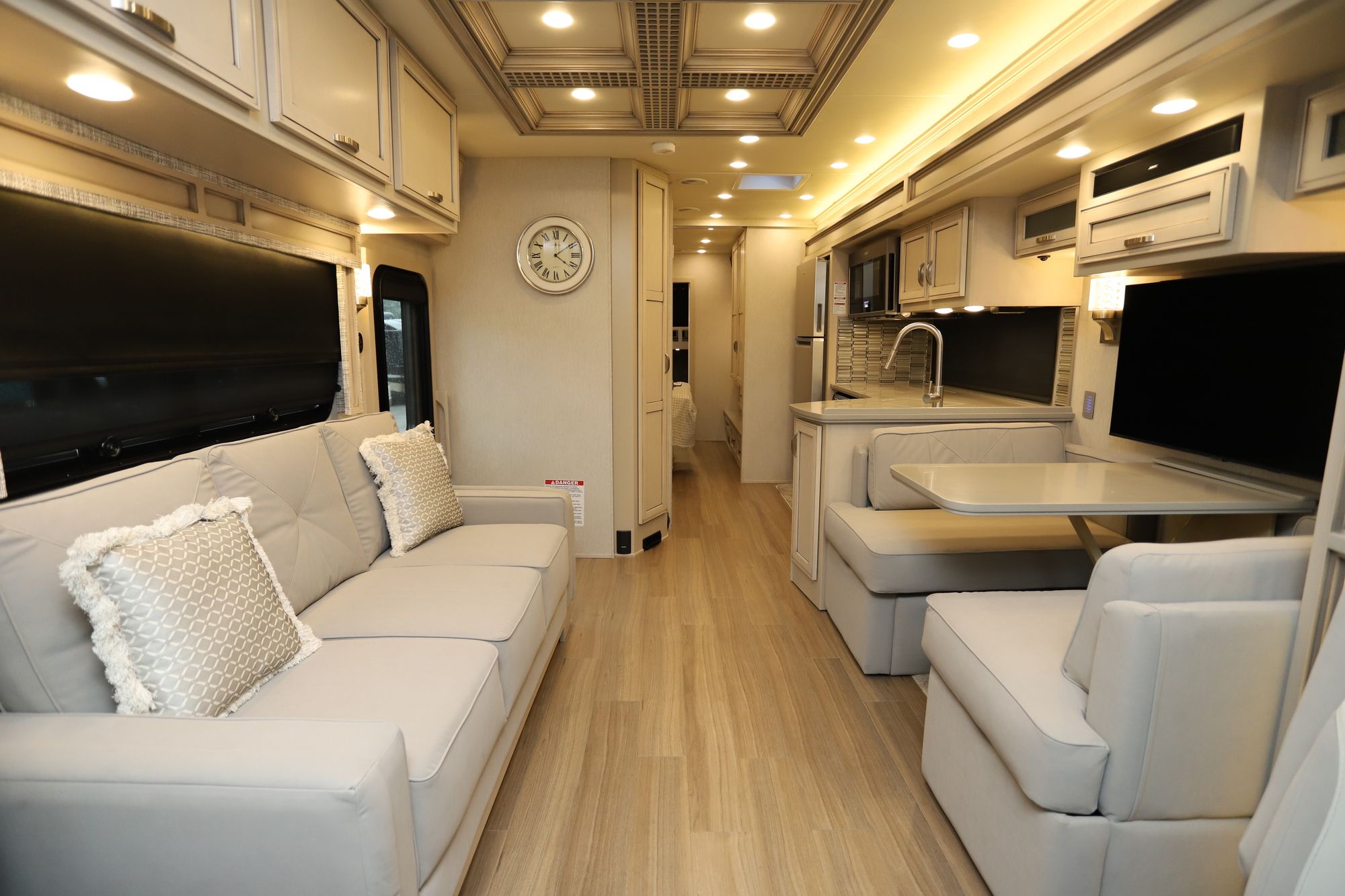 New 2021 Newmar Canyon Star 3927 Class A  For Sale