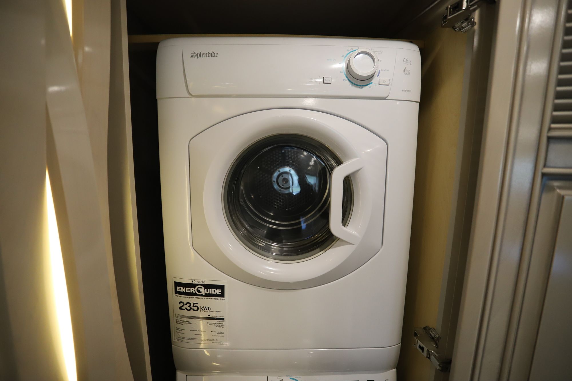 DV6400X Dryer - Splendide Laundry Centers