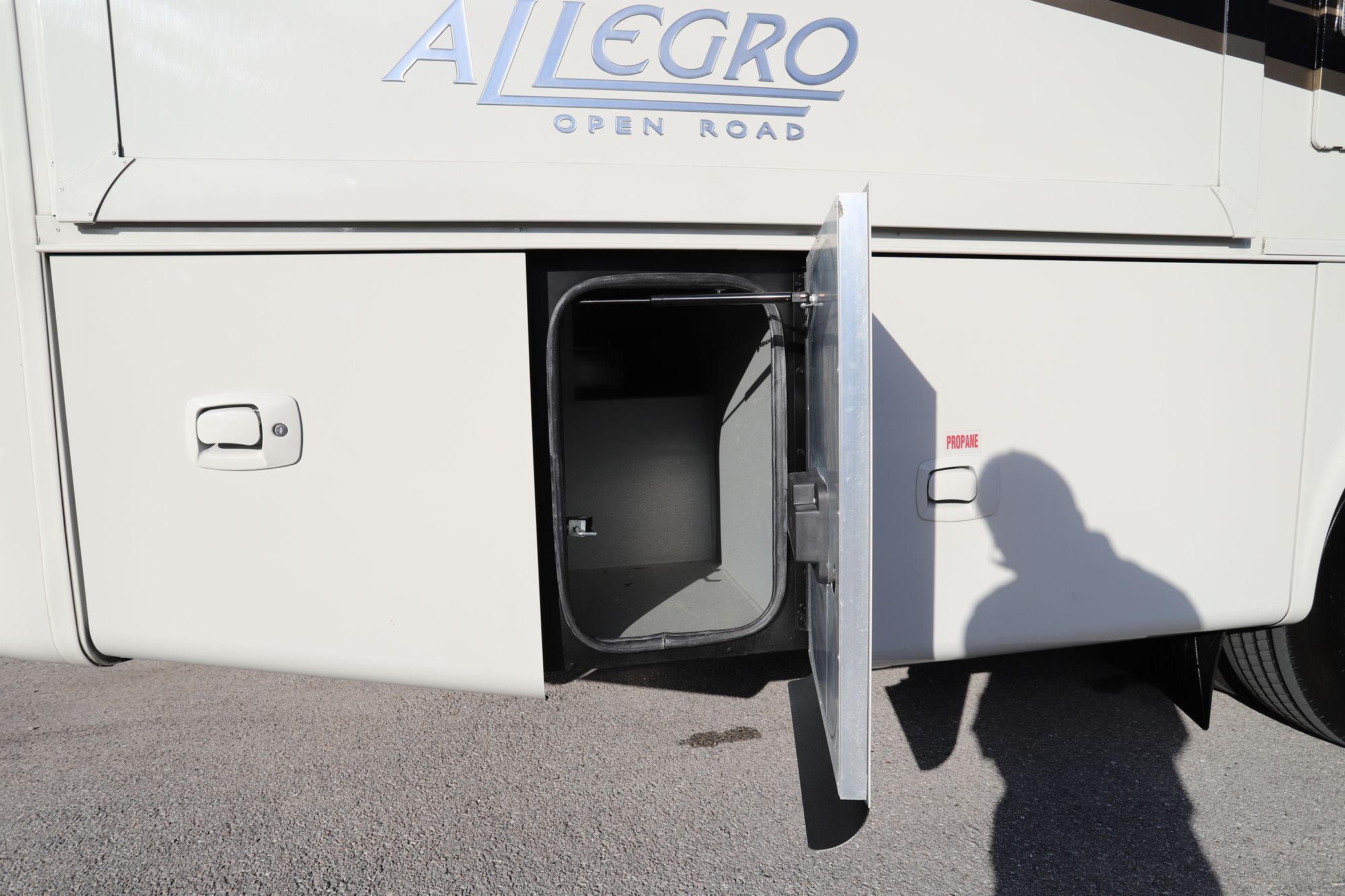 Used 2015 Tiffin Motor Homes Allegro 34TGA Class A  For Sale