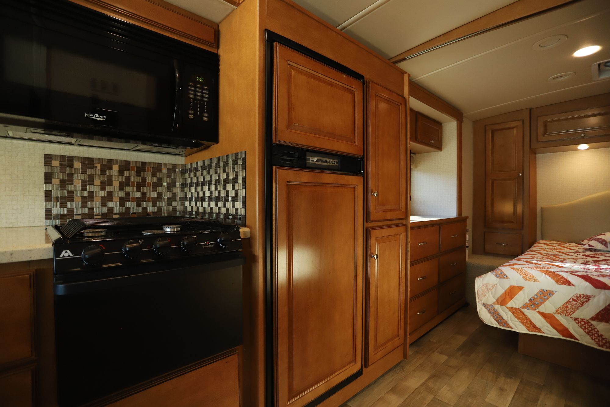 Used 2018 Winnebago Vista Lx 27N Class A  For Sale