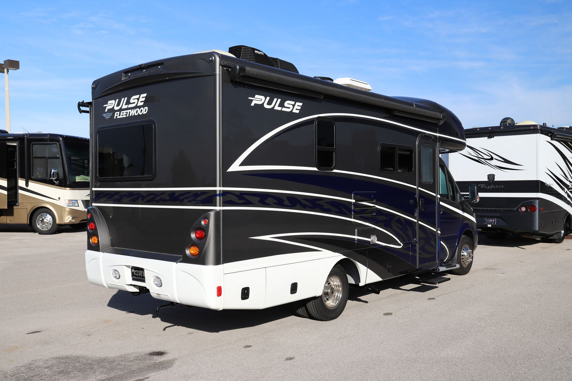 Used 2019 Fleetwood Pulse 24B Class C  For Sale