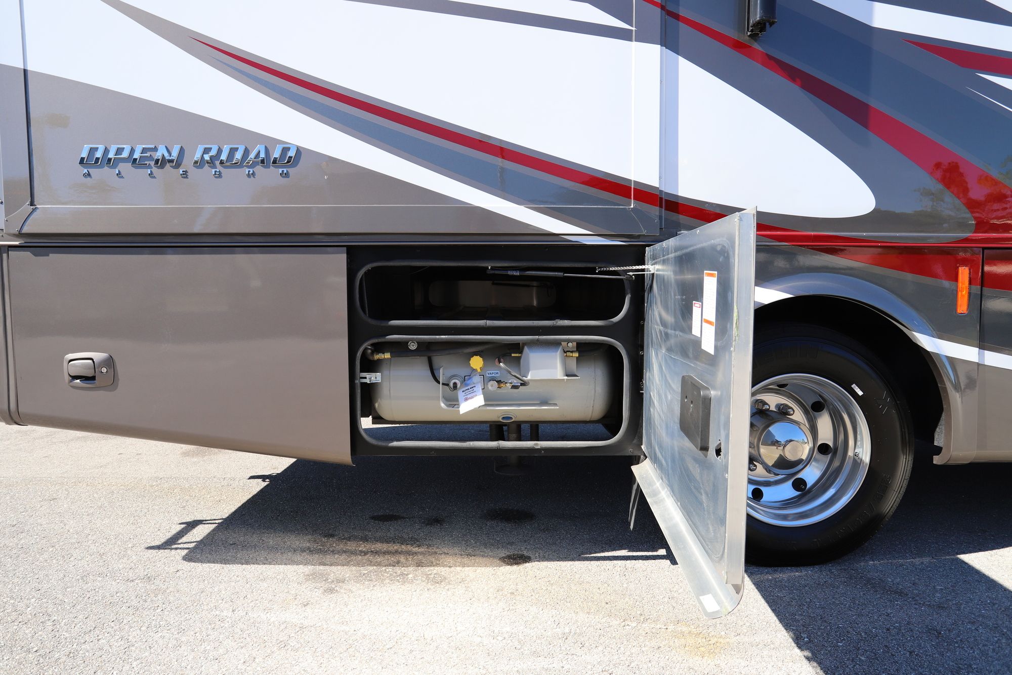 Used 2020 Tiffin Motor Homes Allegro 32SA Class A  For Sale