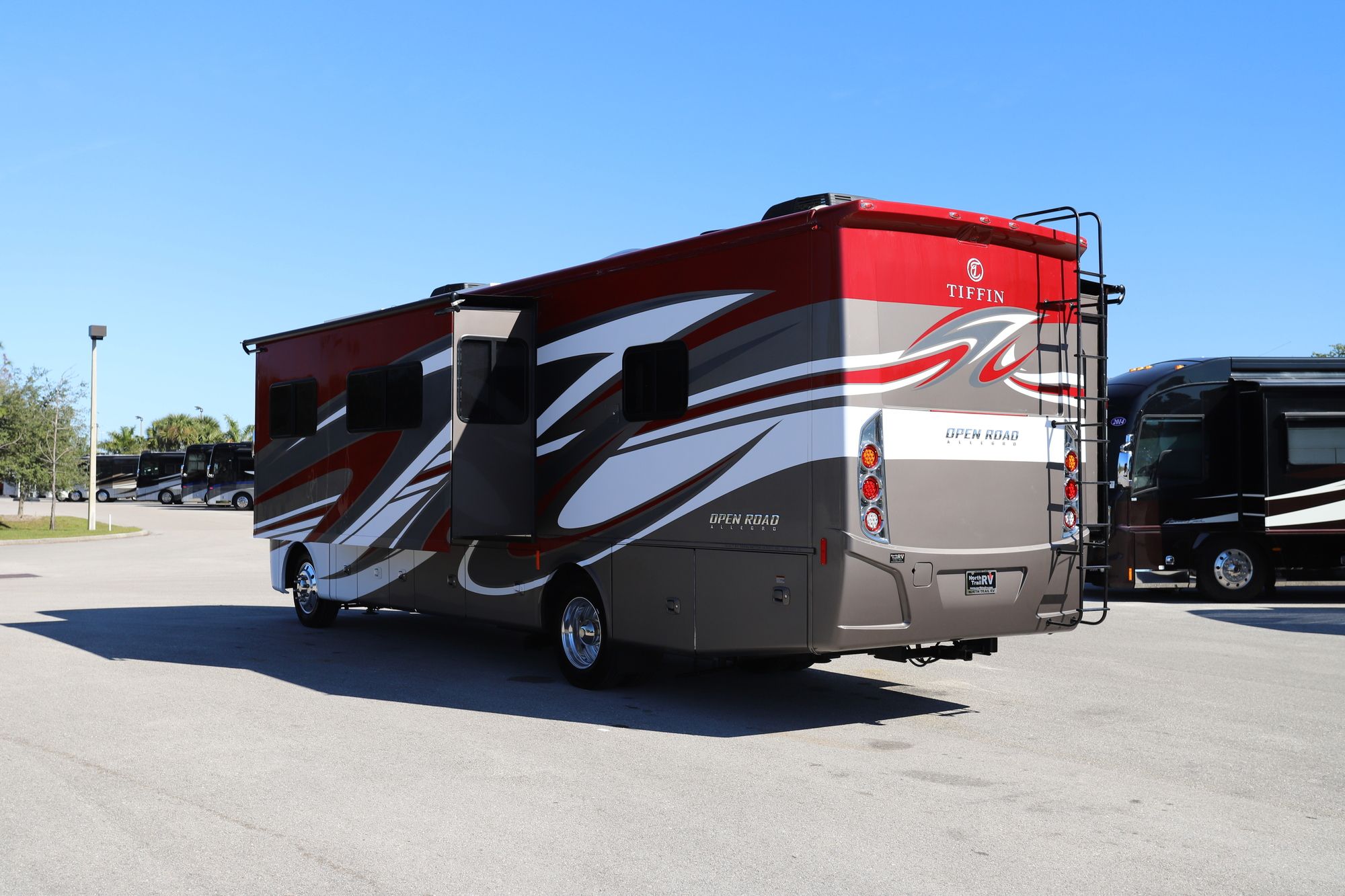 Used 2020 Tiffin Motor Homes Allegro 32SA Class A  For Sale