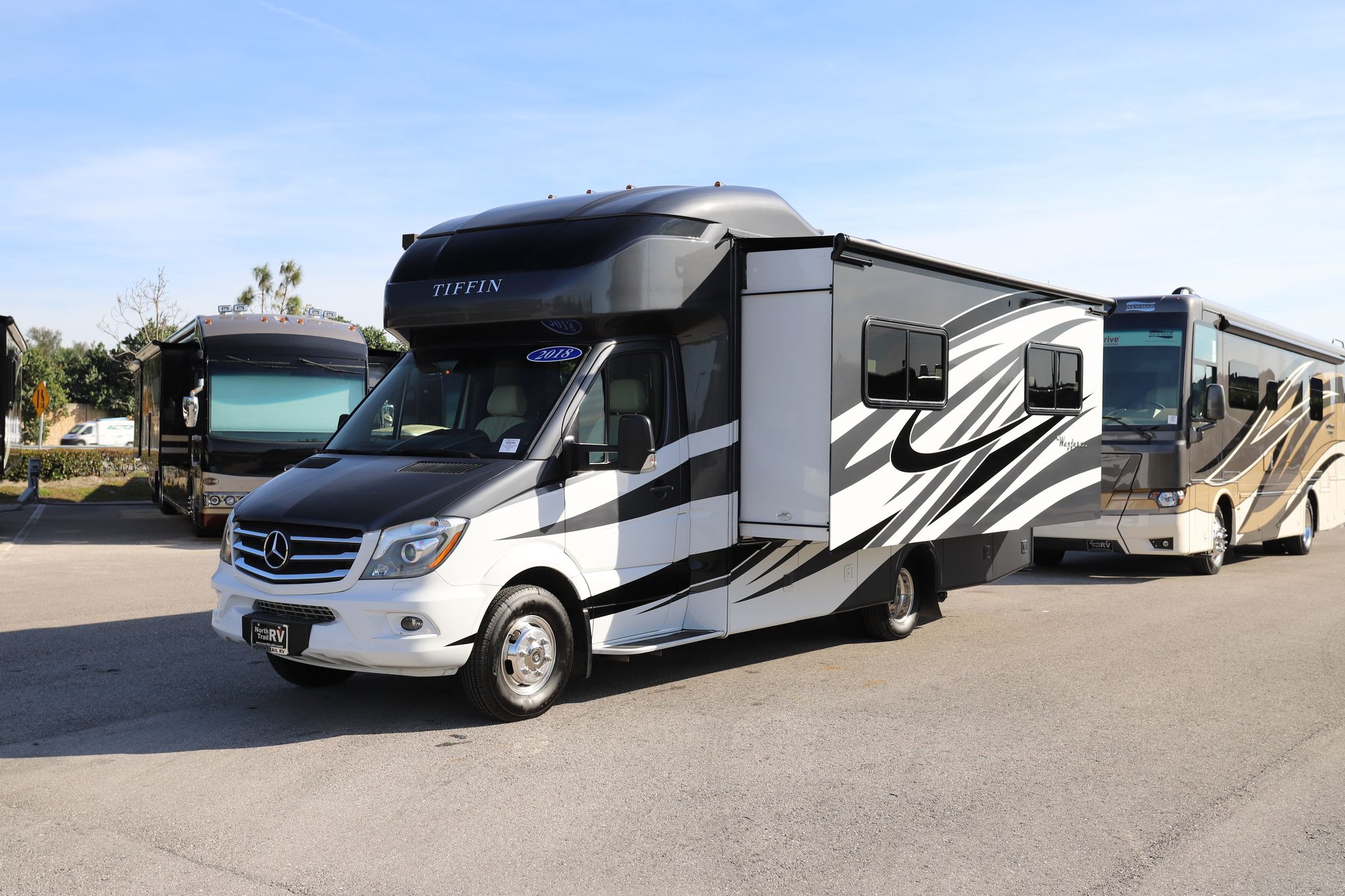 Used 2018 Tiffin Motor Homes Wayfarer 24FW Class C  For Sale