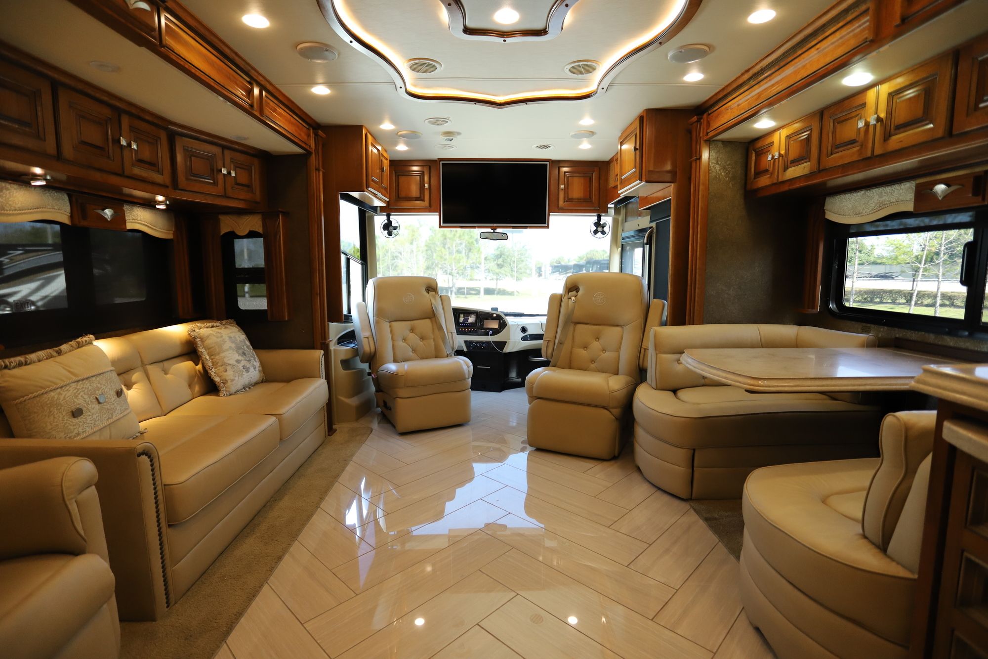 Used 2015 Tiffin Motor Homes Allegro Bus 37AP Class A  For Sale