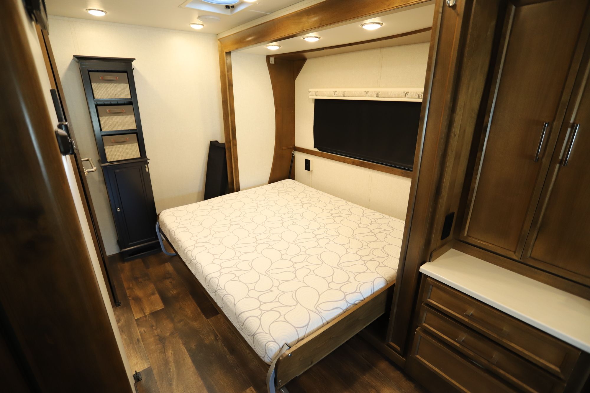 Used 2018 Tiffin Motor Homes Wayfarer 24FW Class C  For Sale