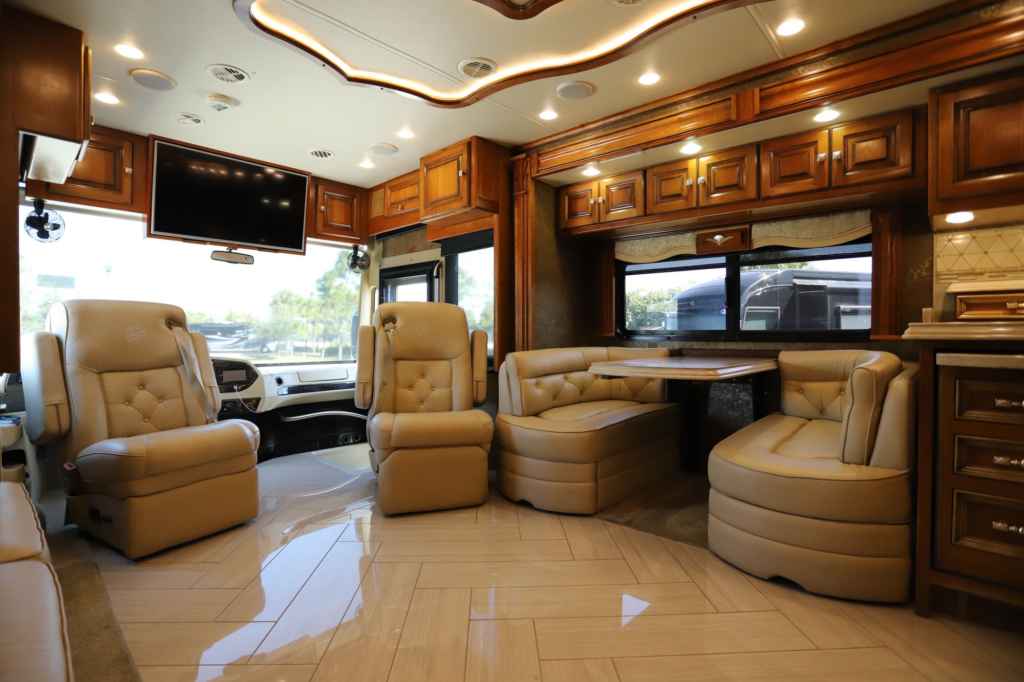 Used 2015 Tiffin Motor Homes Allegro Bus 37AP Class A  For Sale