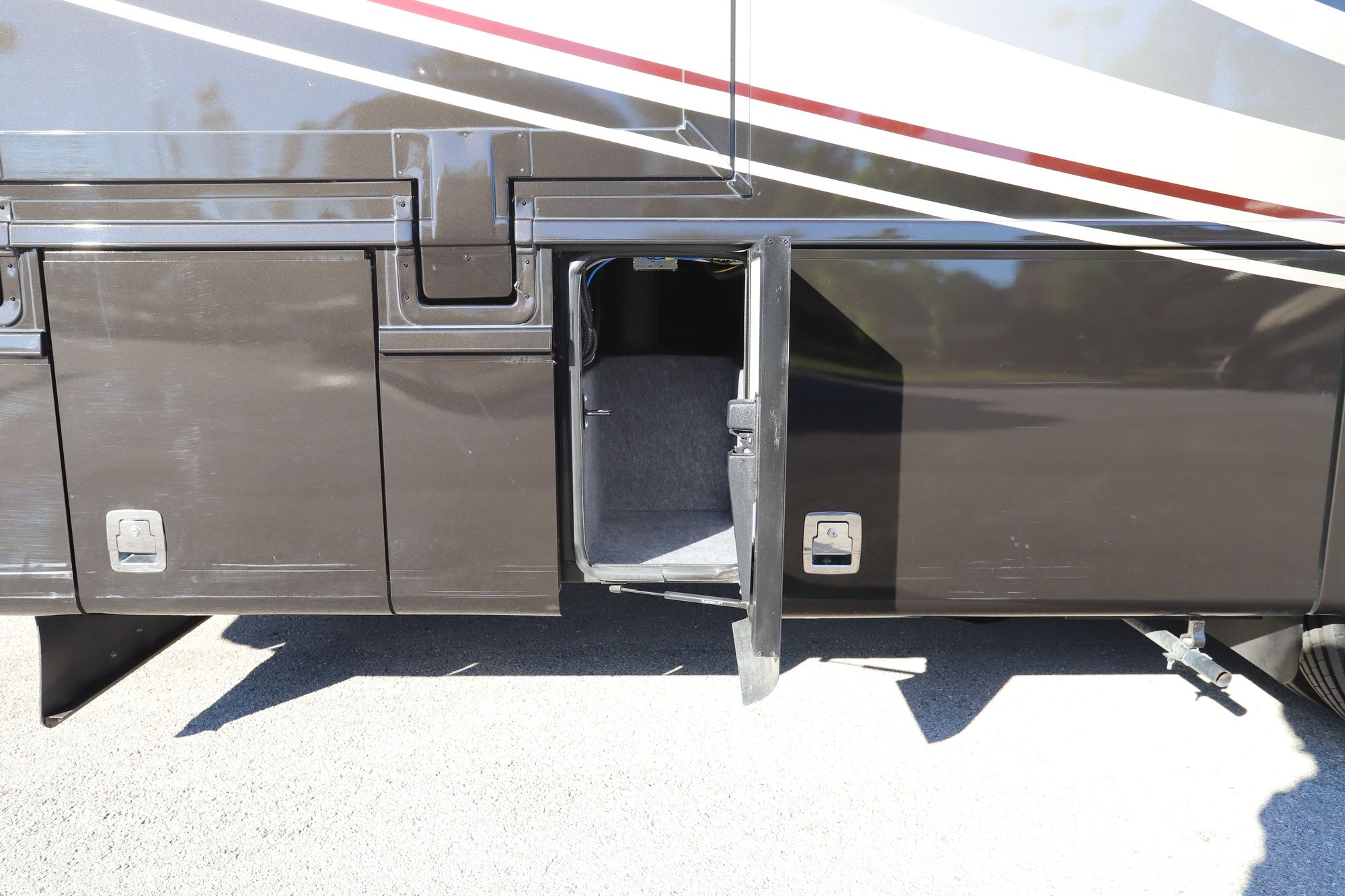 Used 2020 Newmar Canyon Star 3911 Class A  For Sale