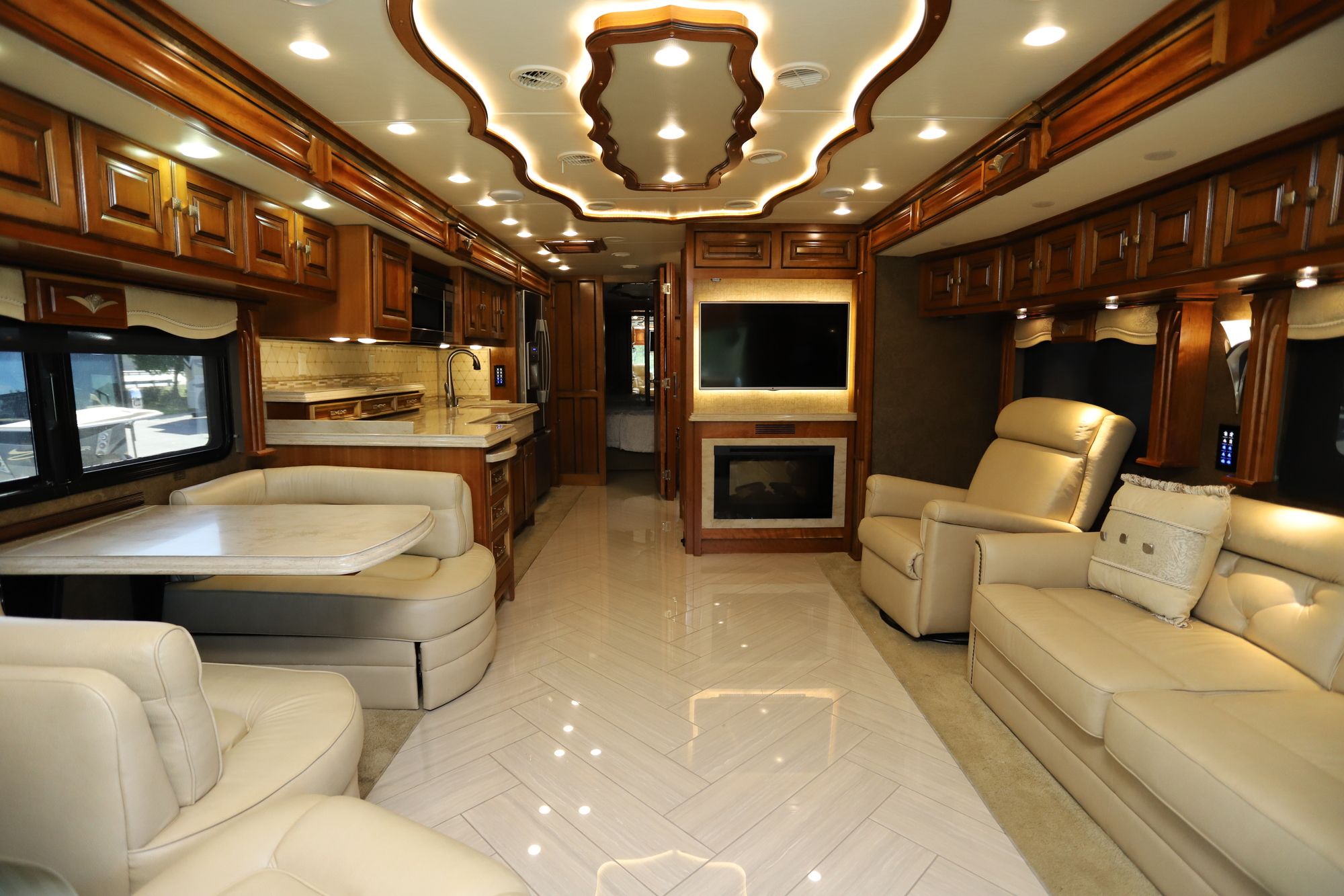 Used 2015 Tiffin Motor Homes Allegro Bus 37AP Class A  For Sale