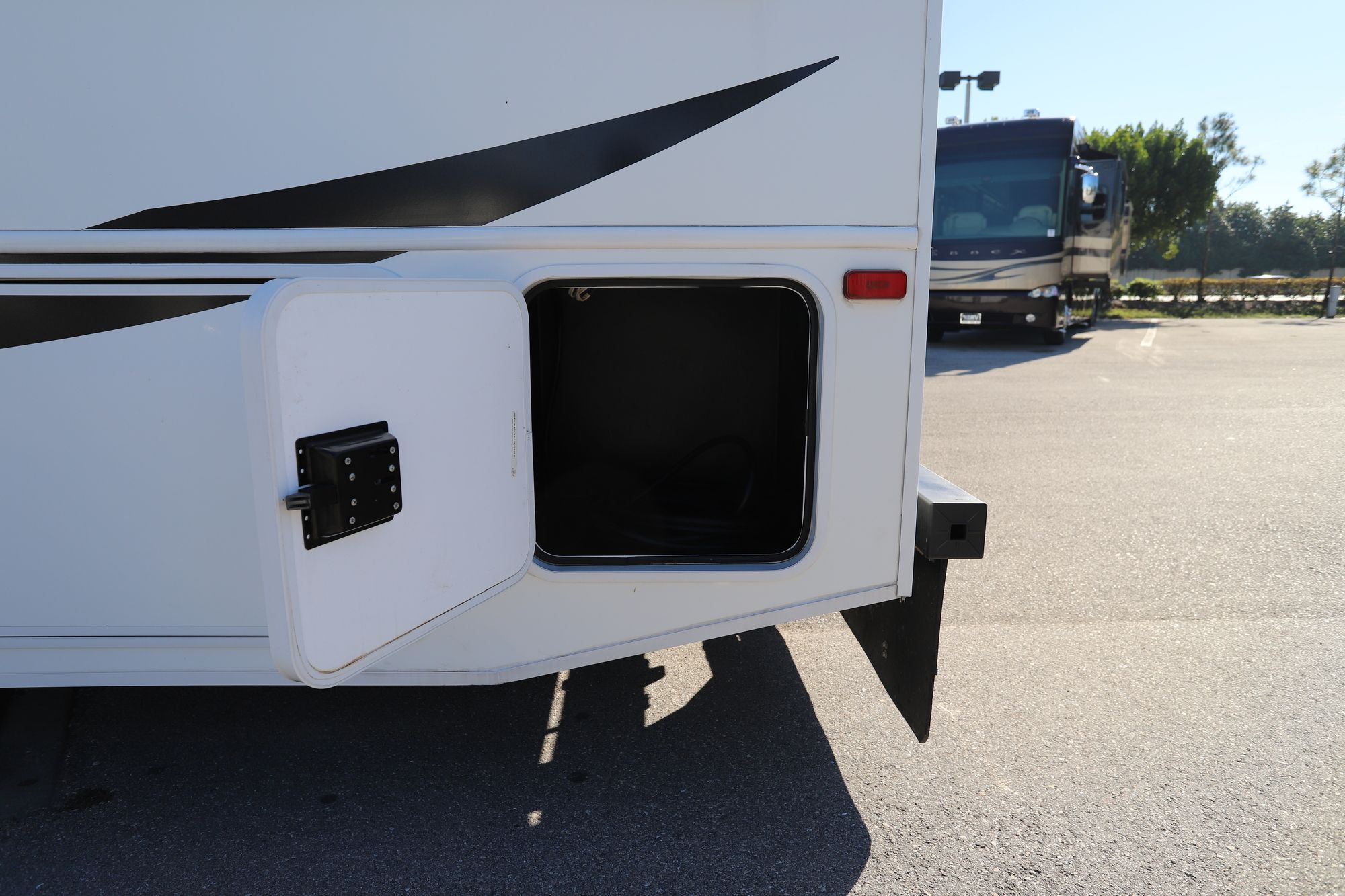 Used 2018 Jayco Alante 31V Class A  For Sale