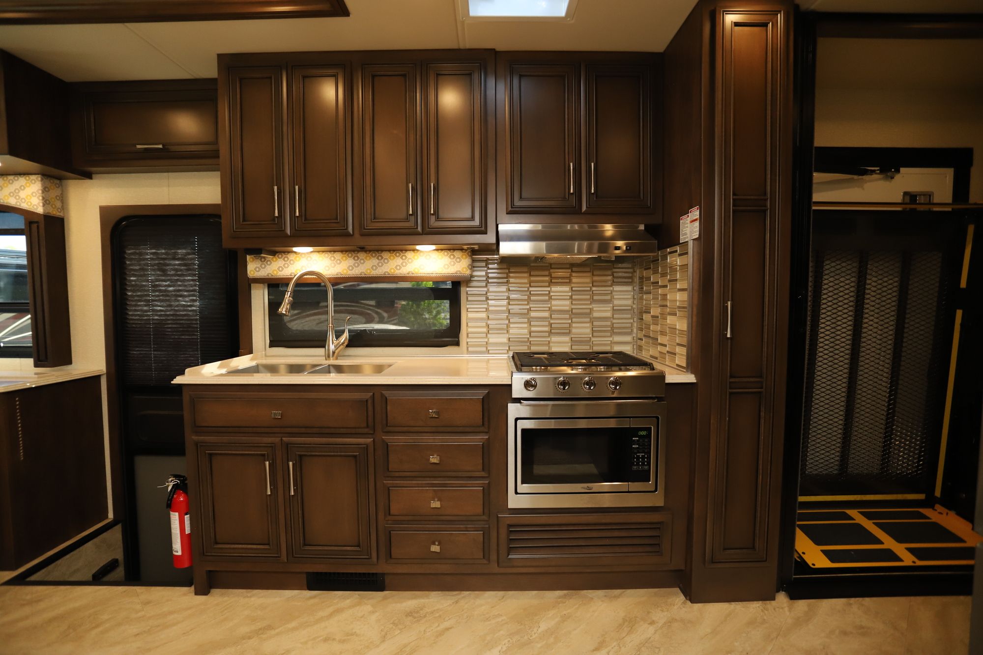 Used 2020 Newmar Canyon Star 3911 Class A  For Sale