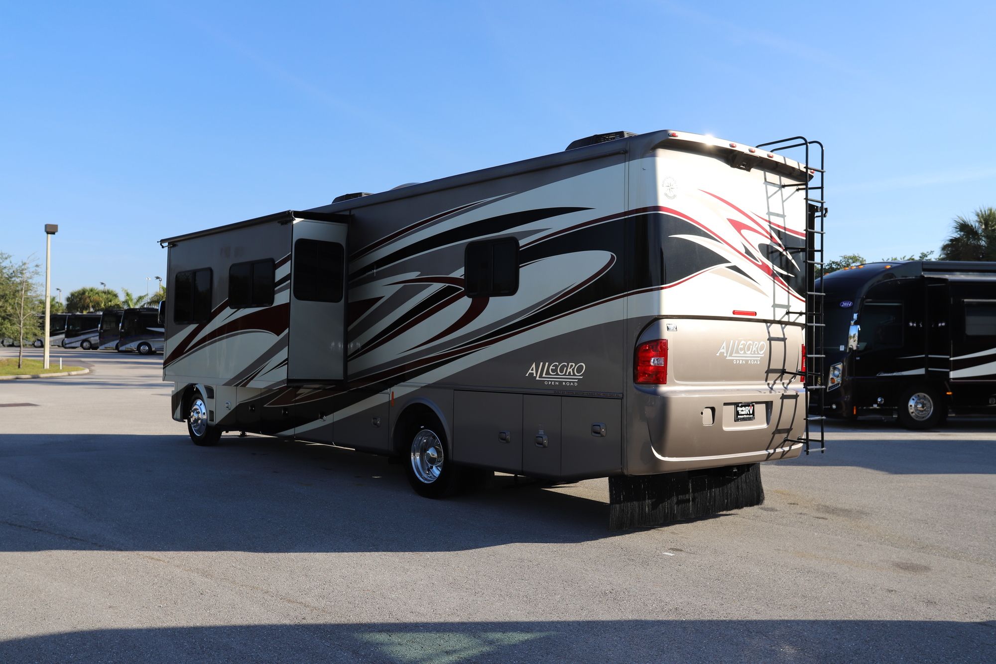 Used 2014 Tiffin Motor Homes Allegro 34TGA Class A  For Sale