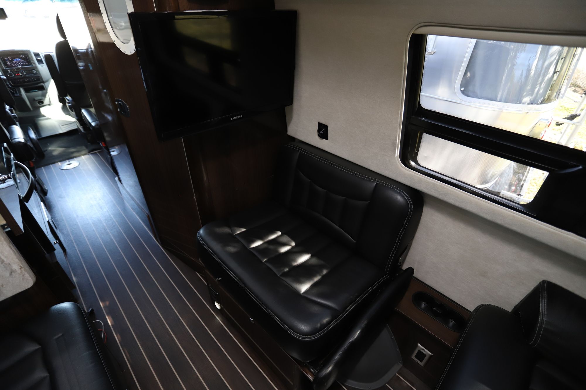 Used 2017 Airstream Interstate LOUNGE Class B  For Sale