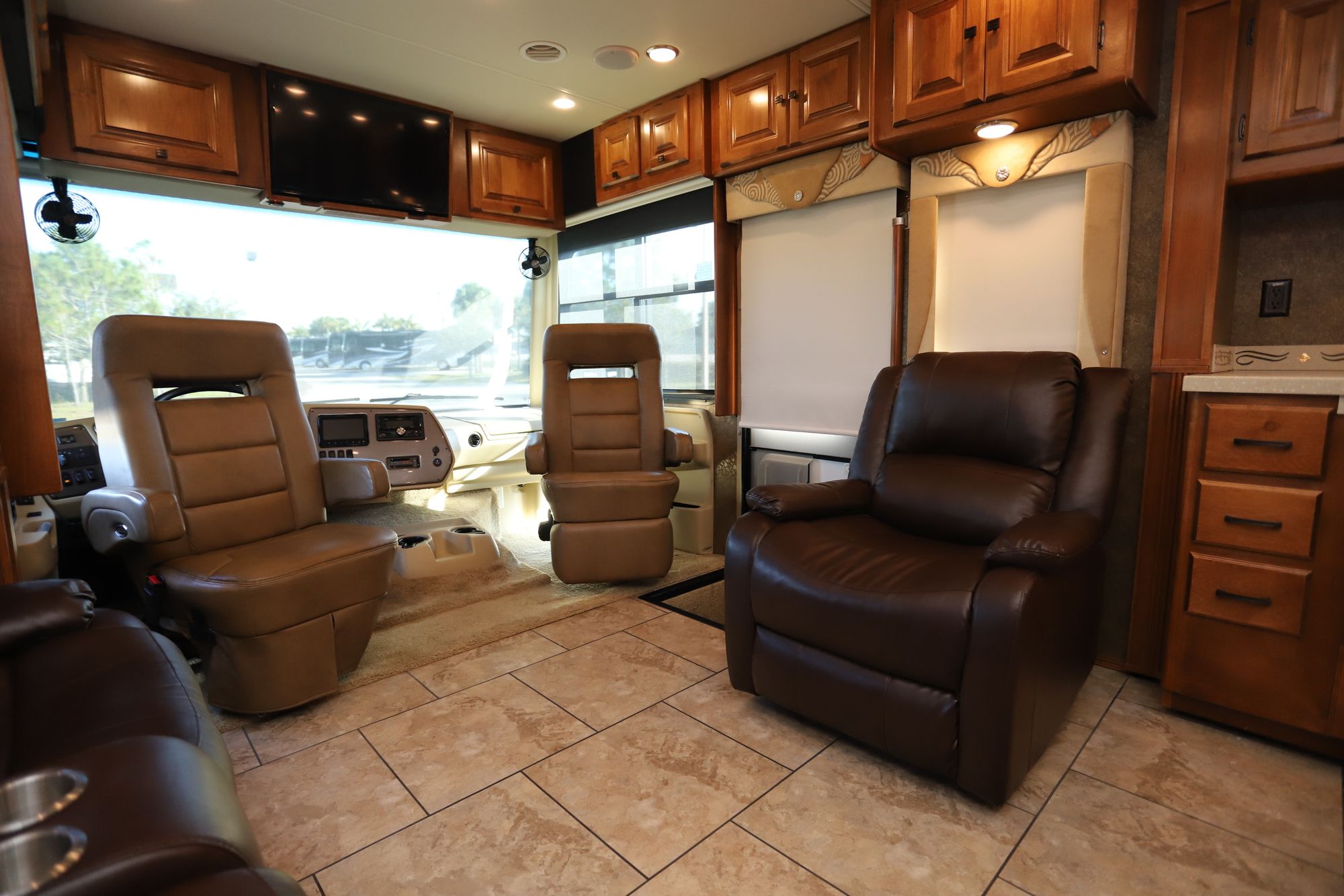 Used 2014 Tiffin Motor Homes Allegro 34TGA Class A  For Sale