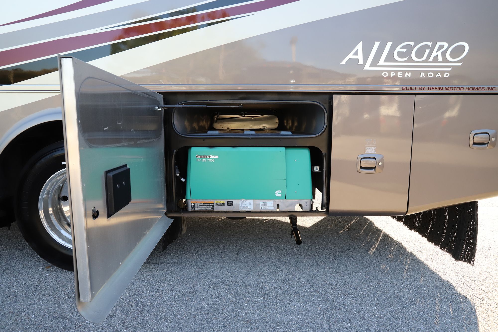 Used 2014 Tiffin Motor Homes Allegro 34TGA Class A  For Sale