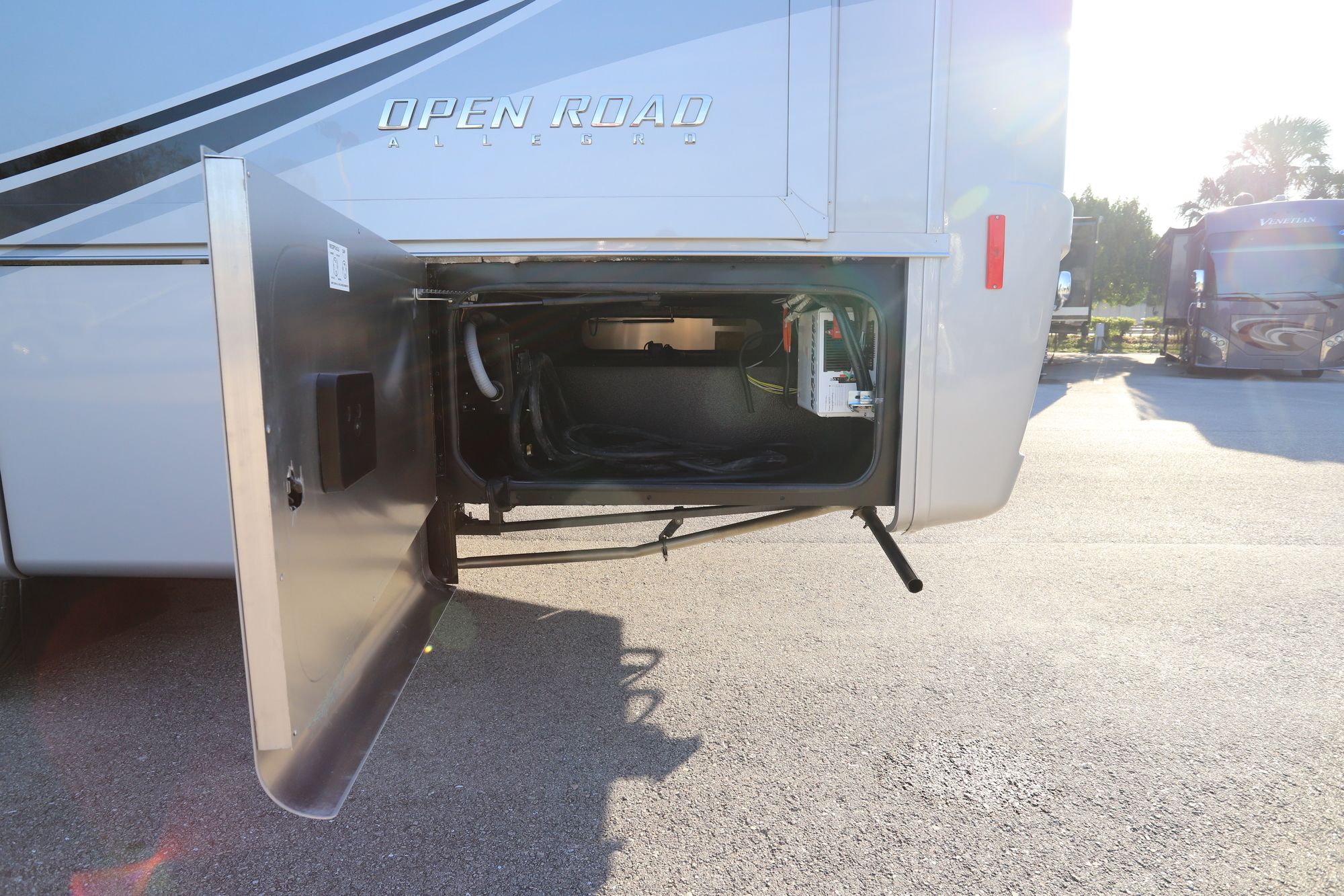 New 2021 Tiffin Motor Homes Allegro 34PA Class A  For Sale