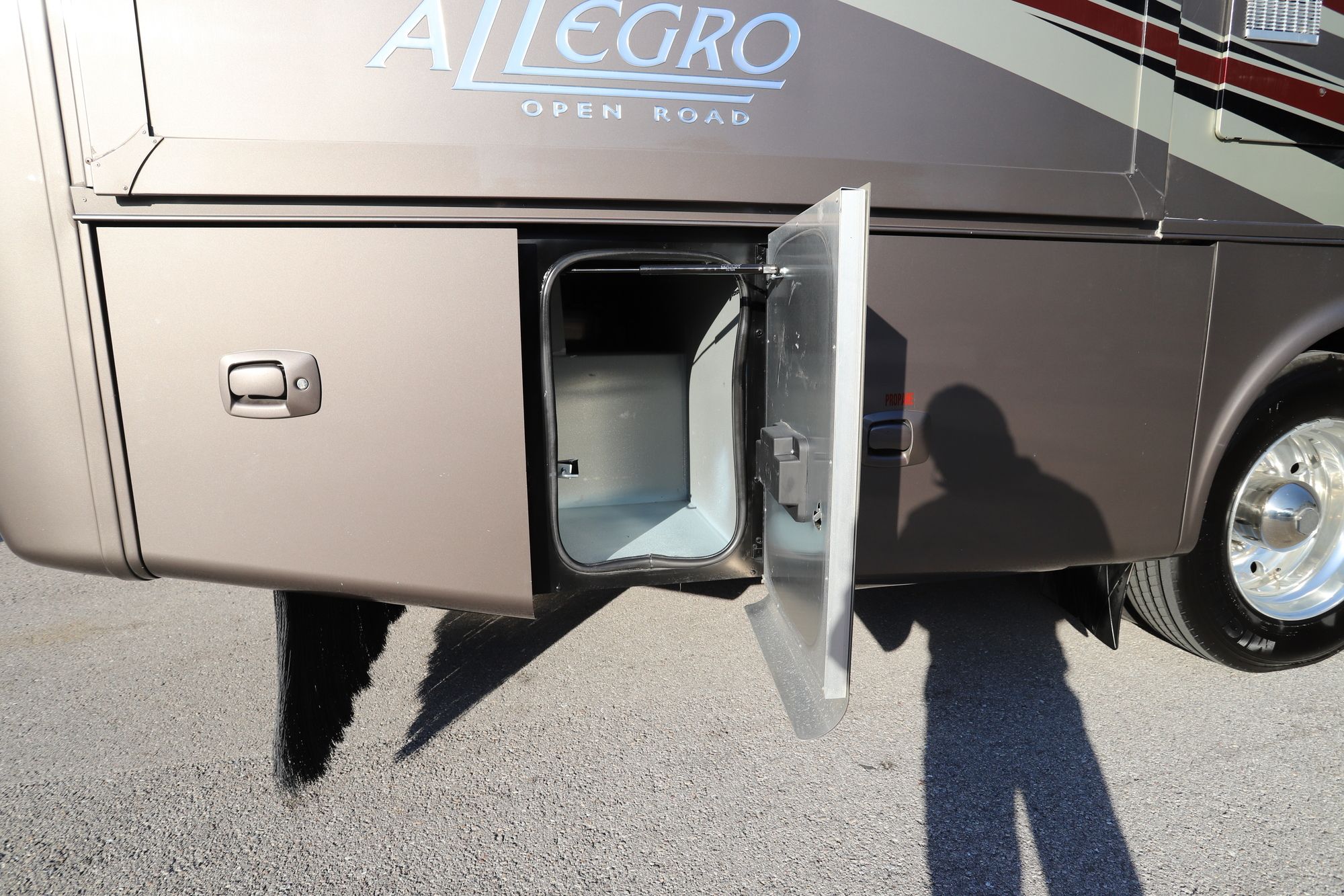 Used 2014 Tiffin Motor Homes Allegro 34TGA Class A  For Sale