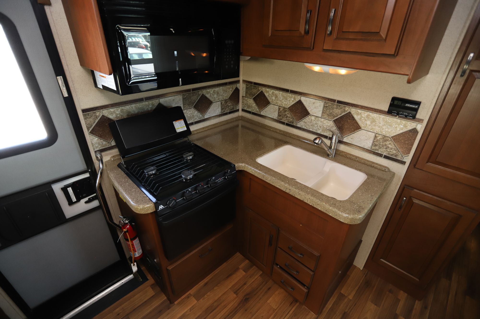 Used 2015 Jayco Greyhawk 31DS Class C  For Sale