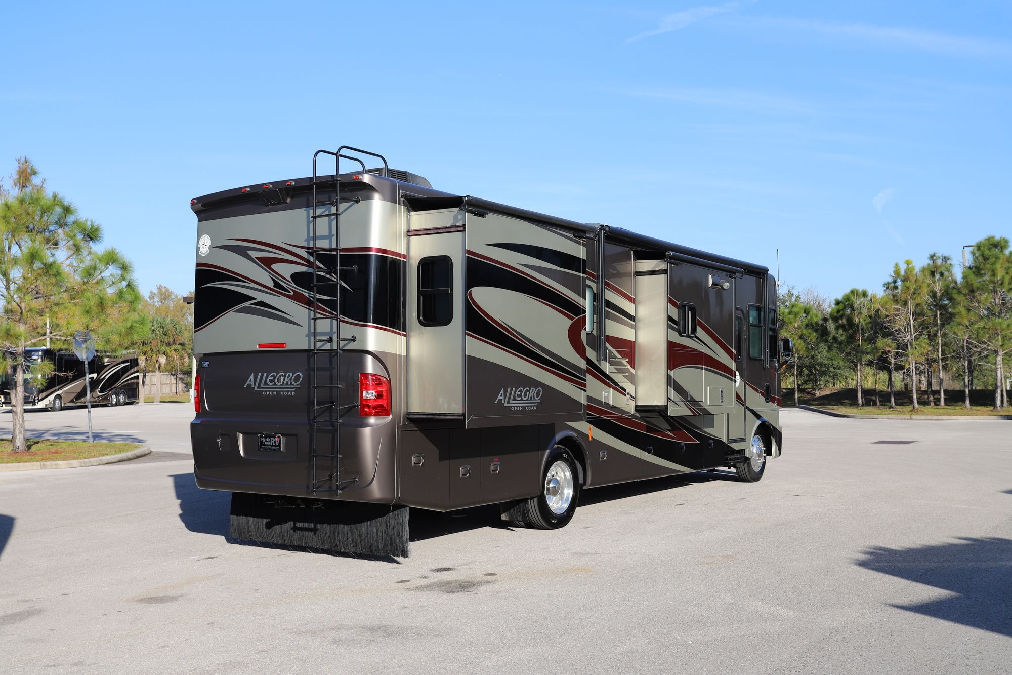 Used 2014 Tiffin Motor Homes Allegro 34TGA Class A  For Sale