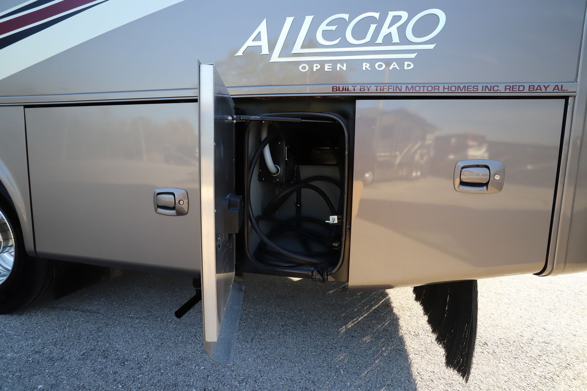 Used 2014 Tiffin Motor Homes Allegro 34TGA Class A  For Sale