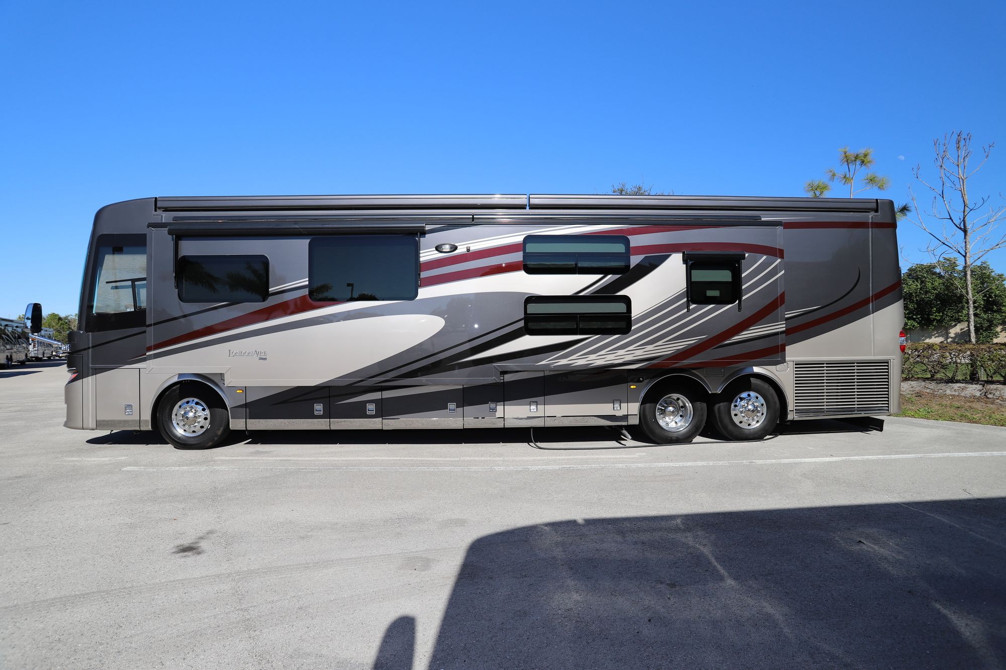 Used 2020 Newmar London Aire 4535 Class A  For Sale