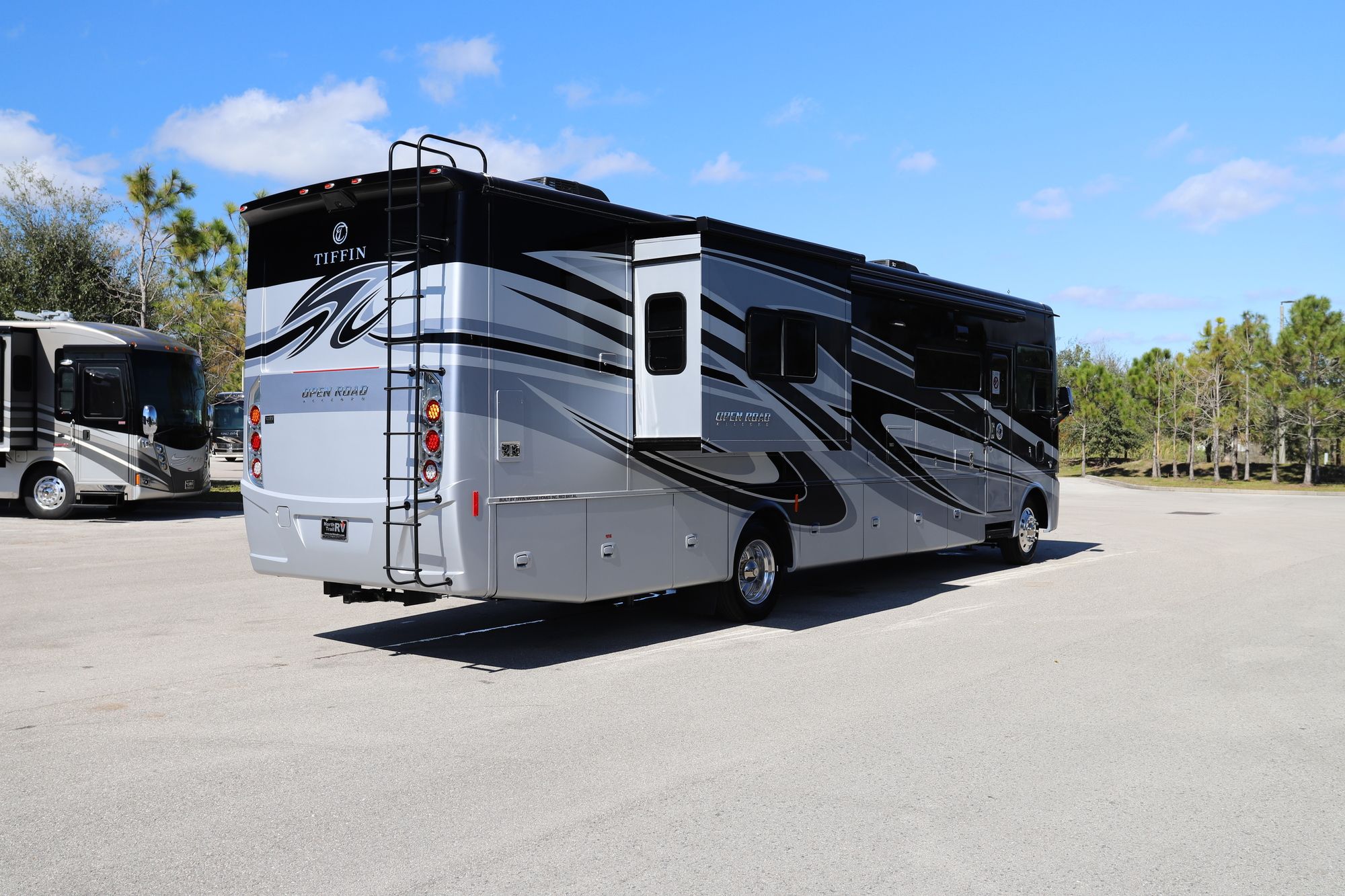 New 2021 Tiffin Motor Homes Allegro 36UA Class A  For Sale