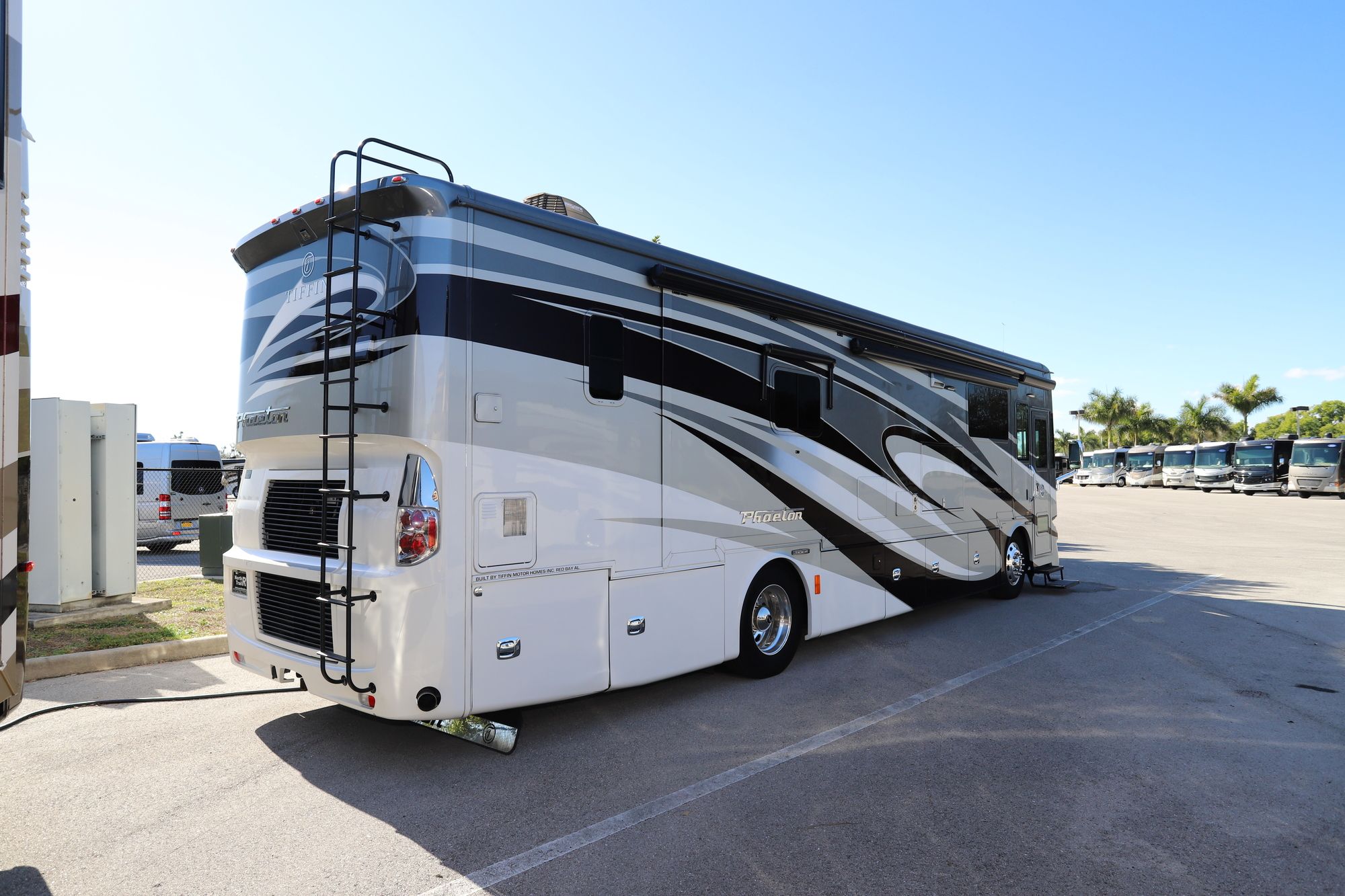 Used 2018 Tiffin Motor Homes Phaeton 37BH Class A  For Sale