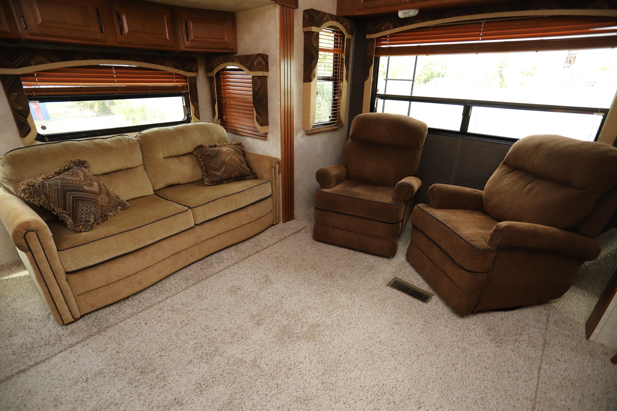 Used 2013 Keystone Montana 343 RL Fifth Wheel  For Sale