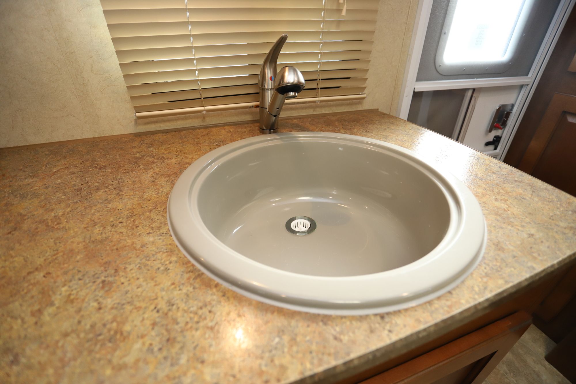Used 2015 Lance Lance M-1995 Travel Trailer  For Sale