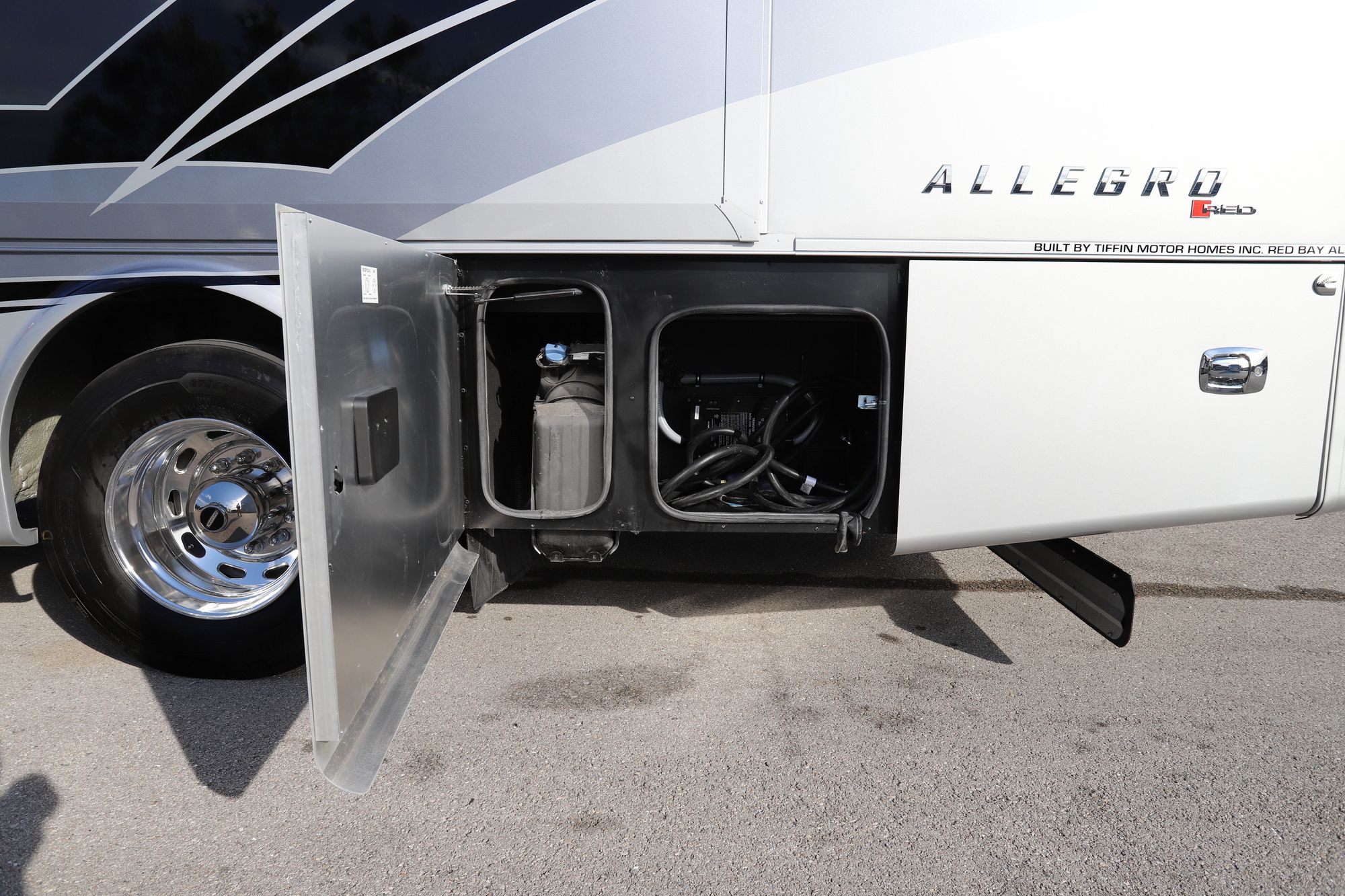 New 2021 Tiffin Motor Homes Allegro Red 37BA Class A  For Sale