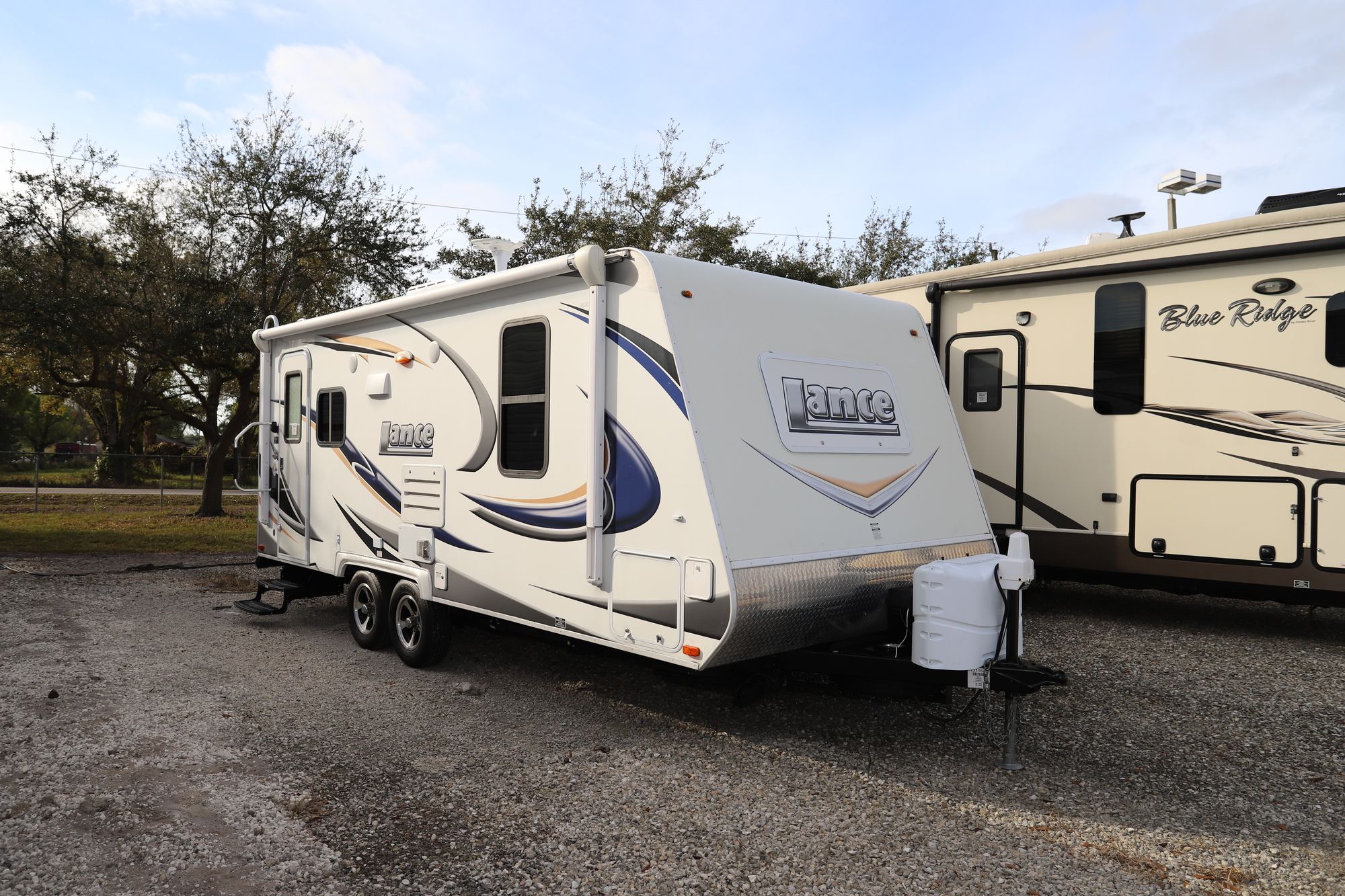 Used 2015 Lance Lance M-1995 Travel Trailer  For Sale