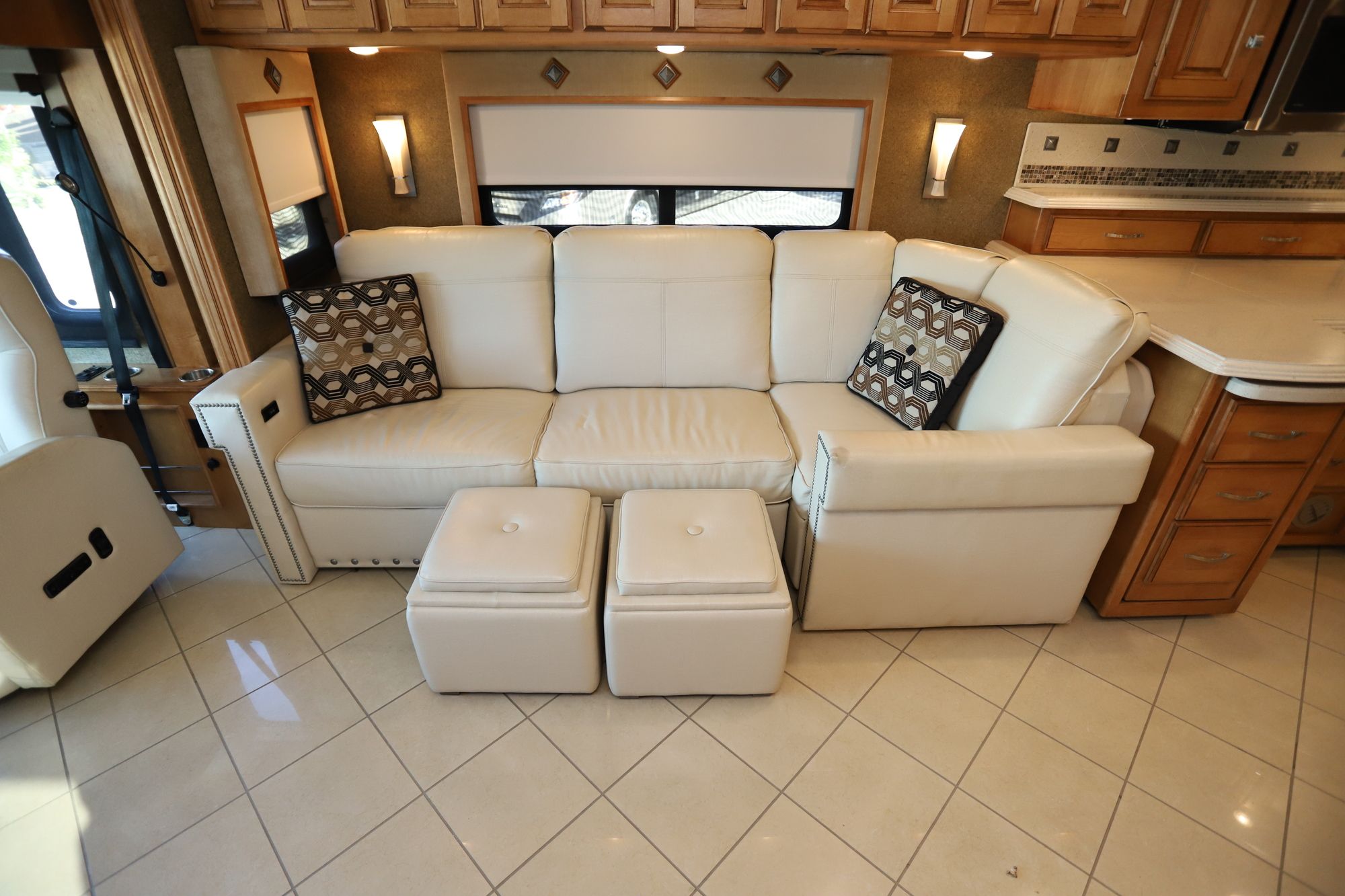 Used 2014 Itasca Meridian 40U Class A  For Sale