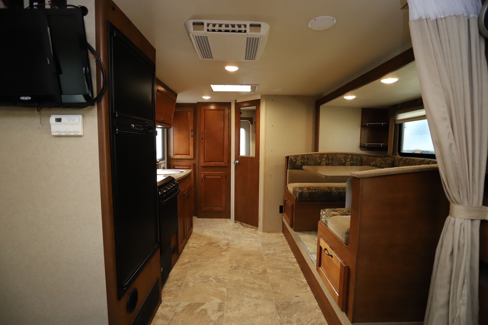 Used 2015 Lance Lance M-1995 Travel Trailer  For Sale