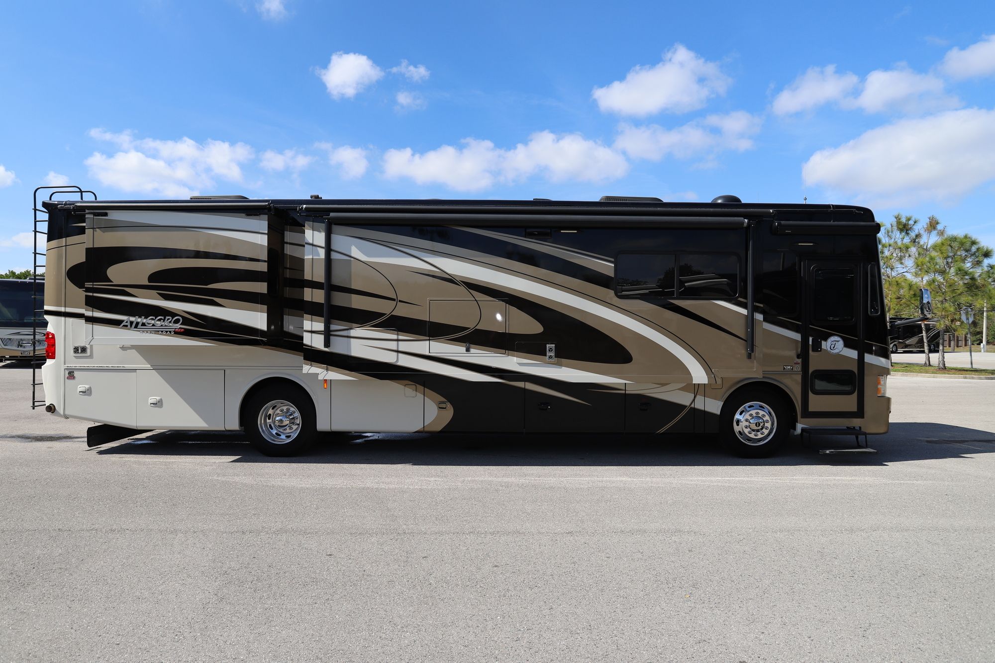 Used 2016 Tiffin Motor Homes Allegro Red 37PA Class A  For Sale