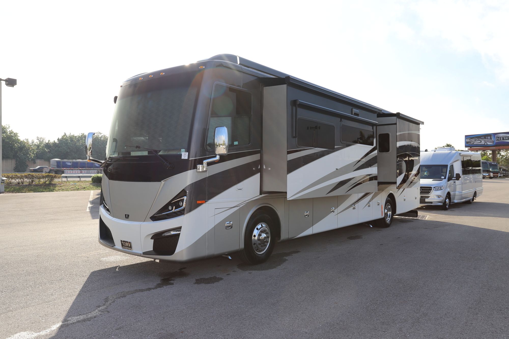 Used 2021 Tiffin Motor Homes Phaeton 40IH Class A  For Sale